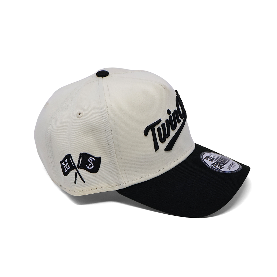 NWT Chrome Minnesota Twins 9Forty New Era Adjustable Hat 5 Panel