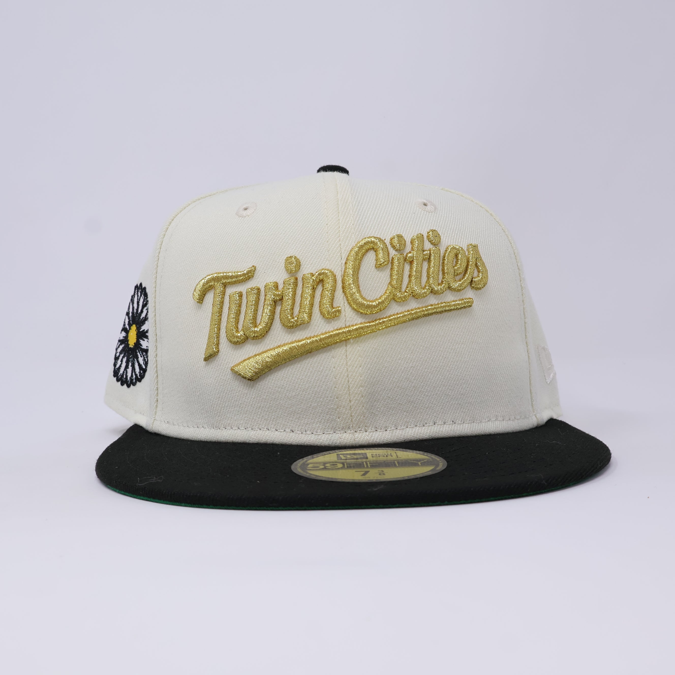 NWT 3/8 Chrome Minnesota Twins Daisy Patch 59fifty New Era Fitted Hat Cap
