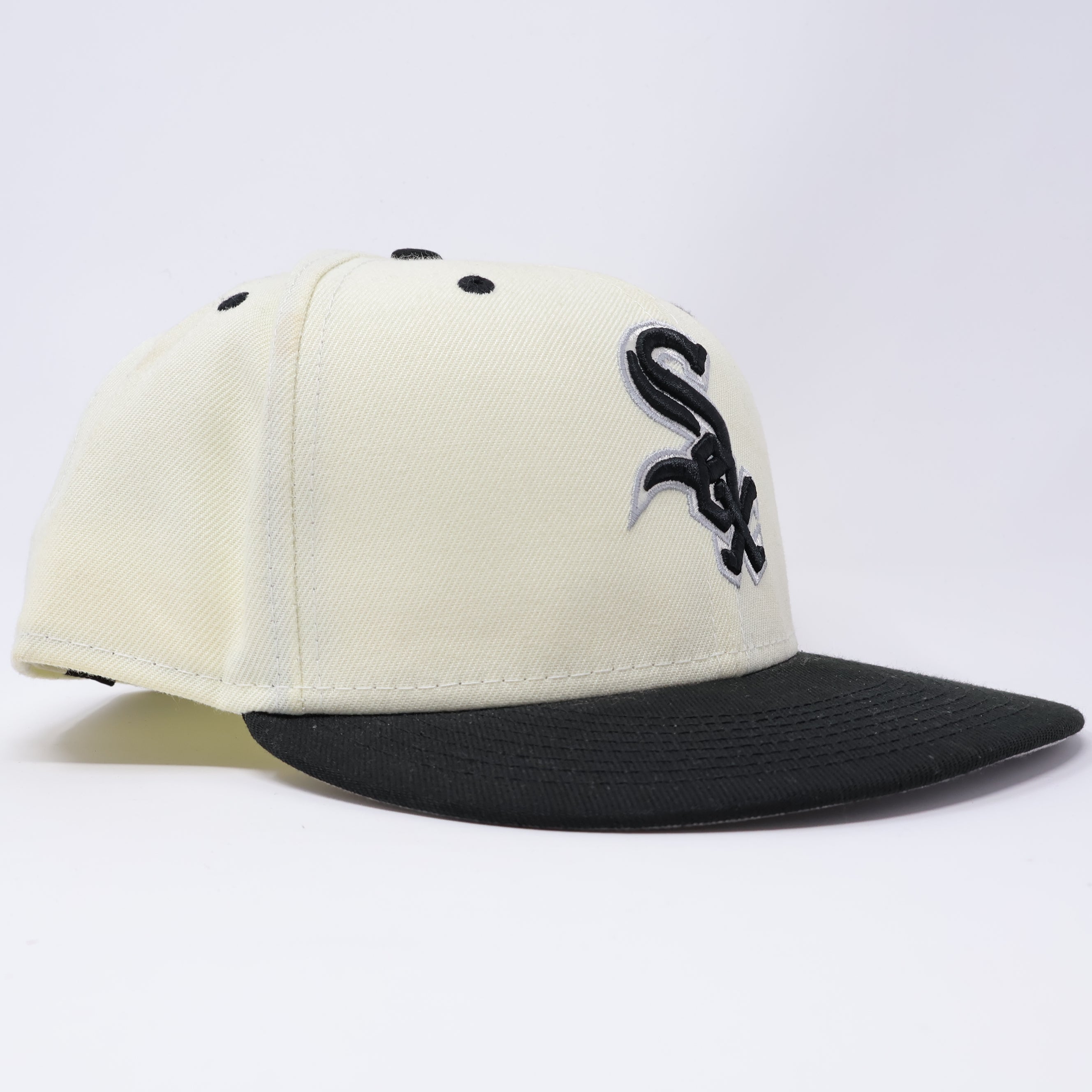 USED 8 Chrome Chicago White Sox Simple Clean Dope 59fifty New Era Fitted Hat Cap