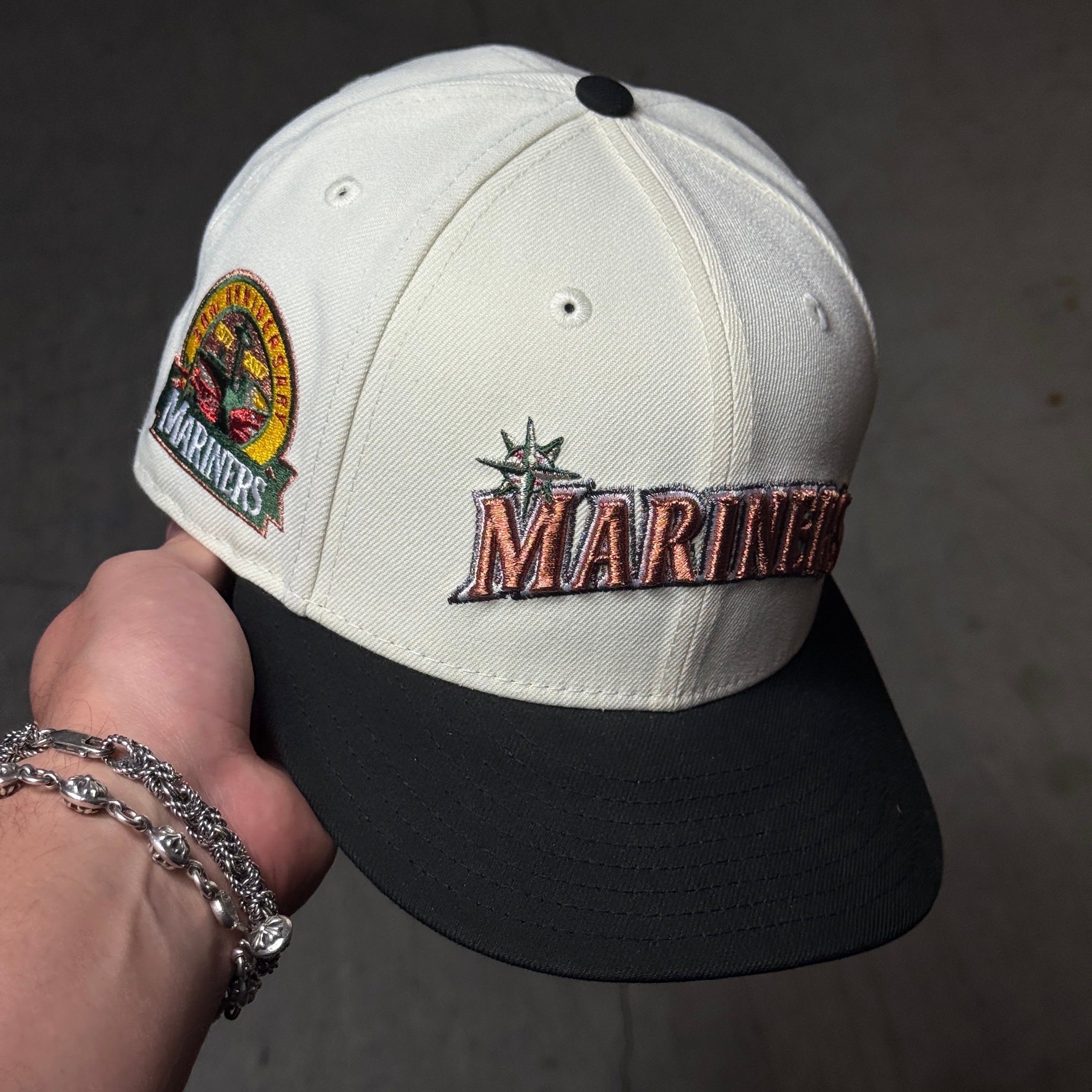 USED 1/2 Chrome Seattle Mariners 30th Anniversary 59fifty New Era Fitted Hat Cap