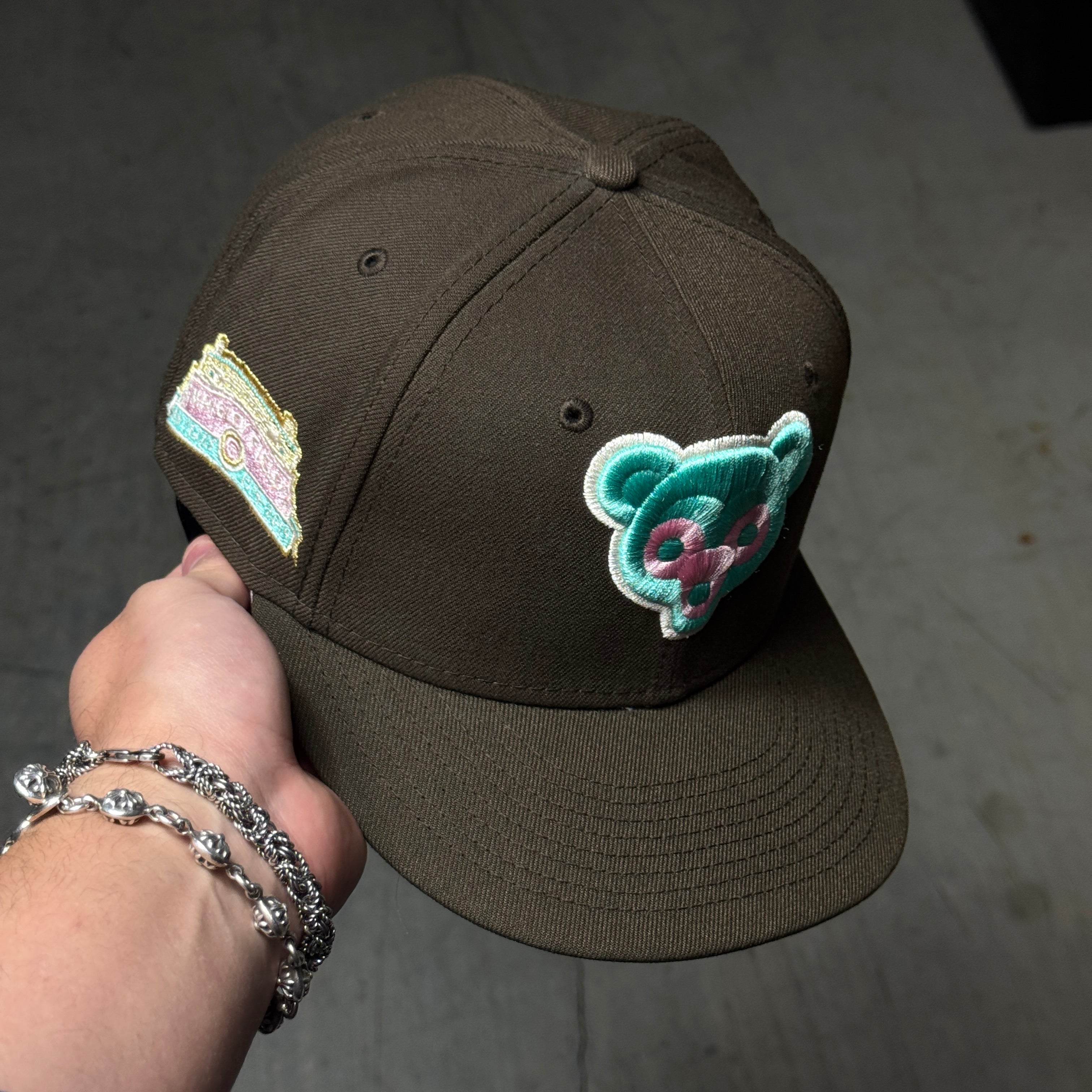USED 1/4 Brown Chicago Cubs Wrigley Field 59fifty New Era Fitted Hat Cap