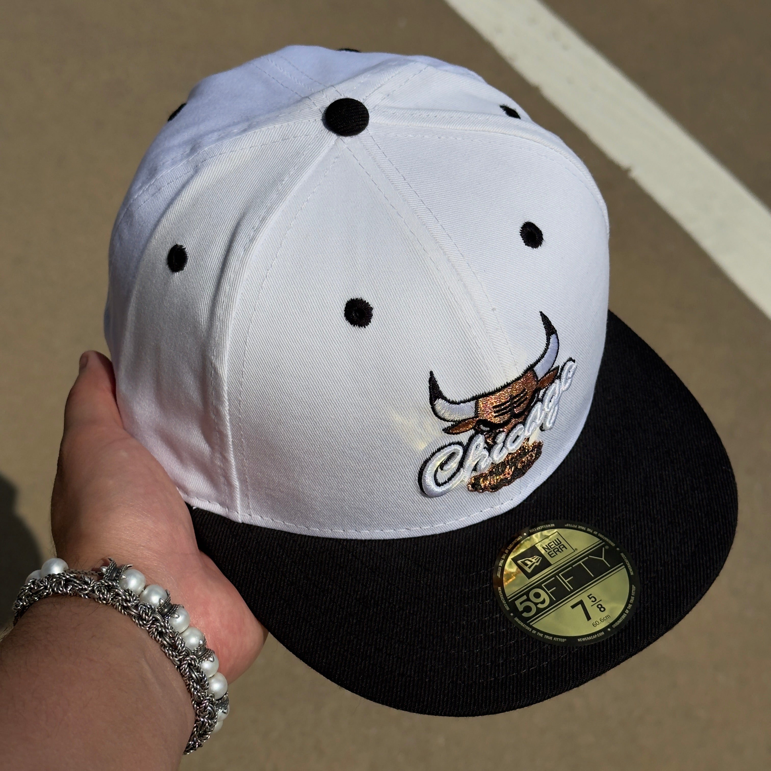 NEW 5/8 Chrome Chicago Windy City Copper NBA Simple 59FIFTY New Era Fitted Hat