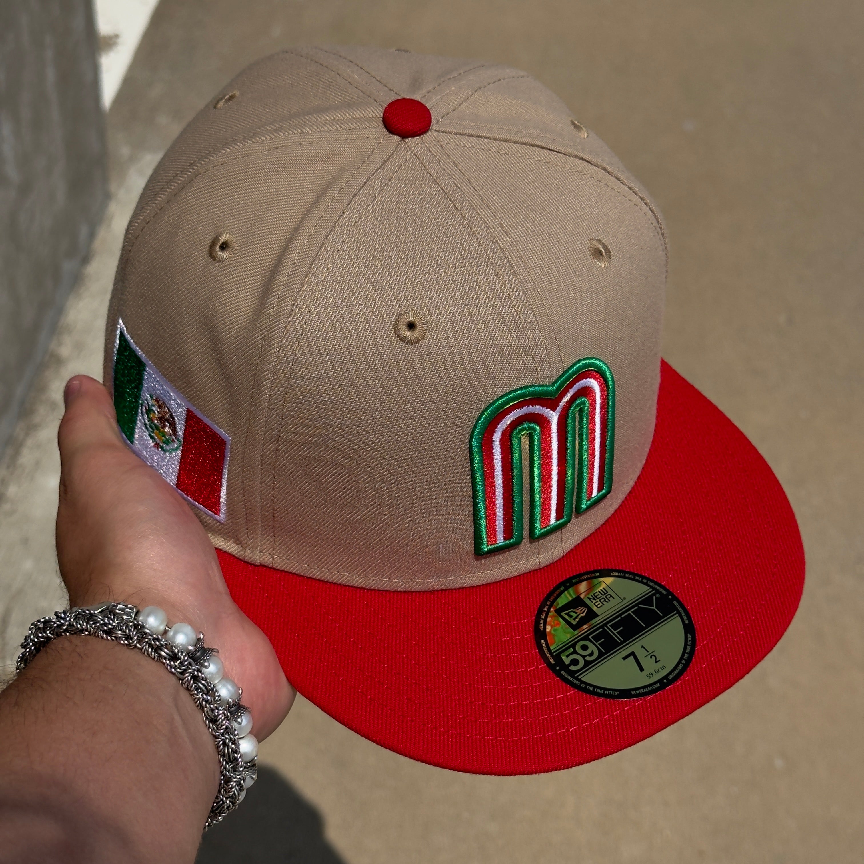 Mexico good WBC Khaki/Red Fitted Size 7