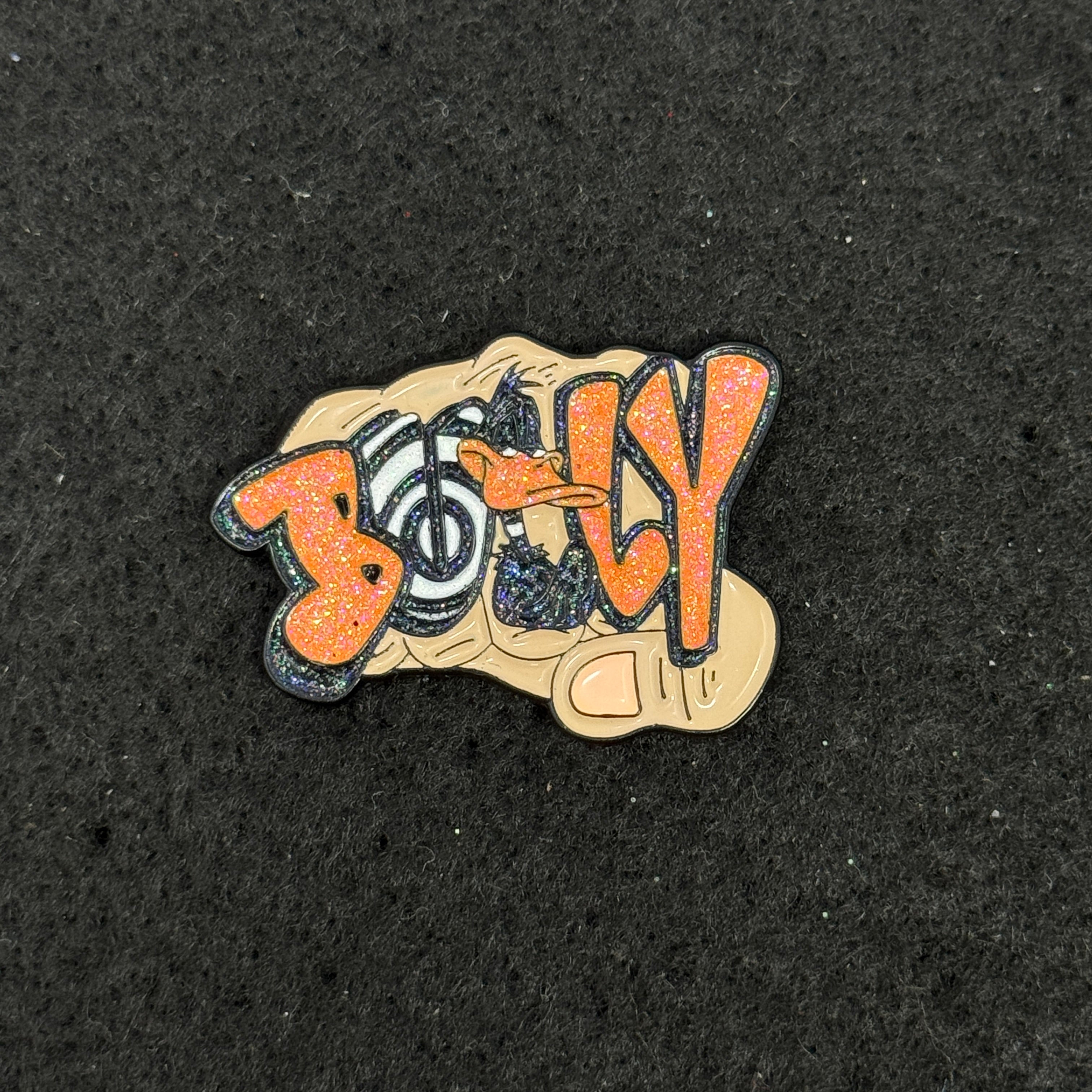 BULLY Looney Toons Daffy Duck Graphic Pin