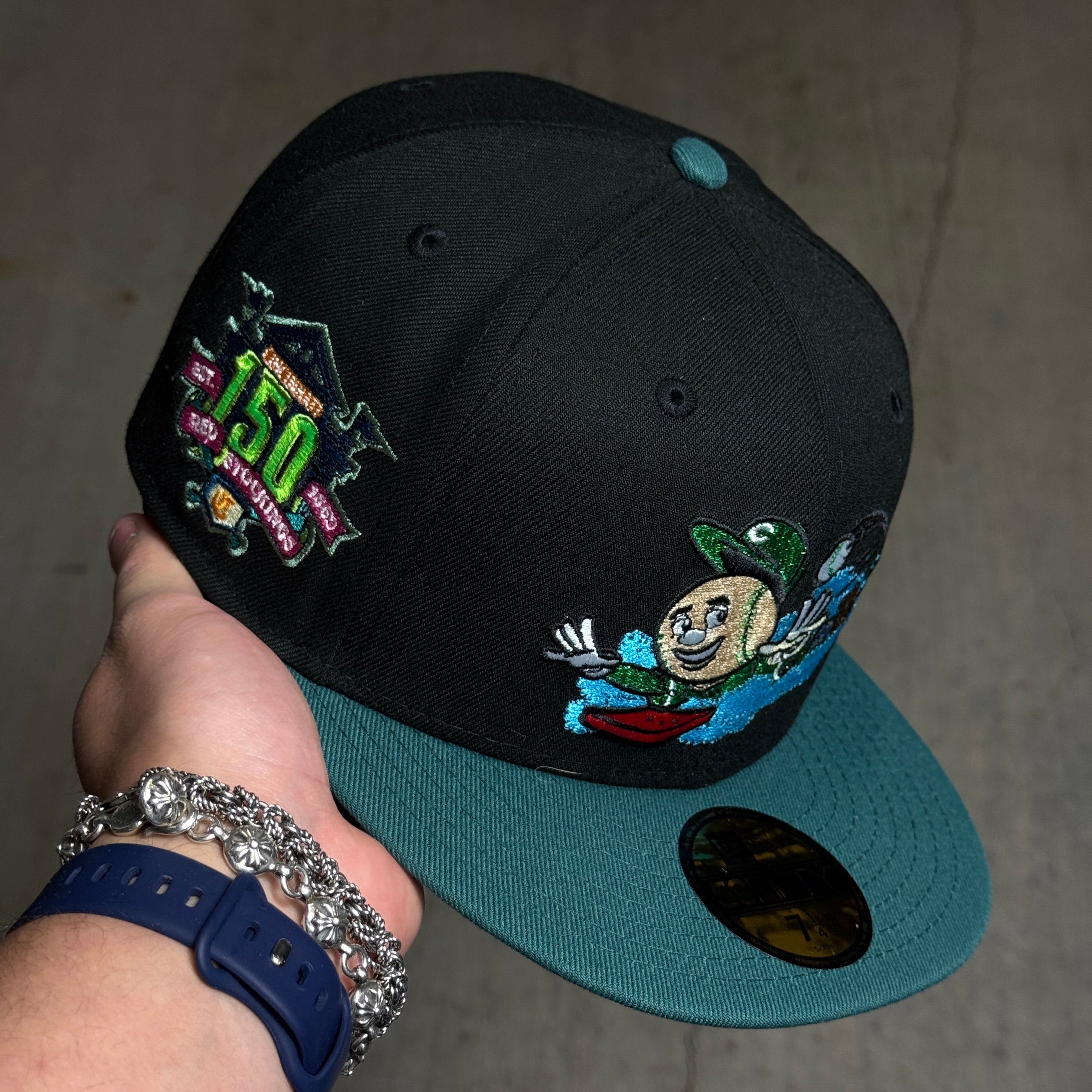 NWT 1/4 Black Cincinnati Reds 150th Anniversary Mascot 59fifty New