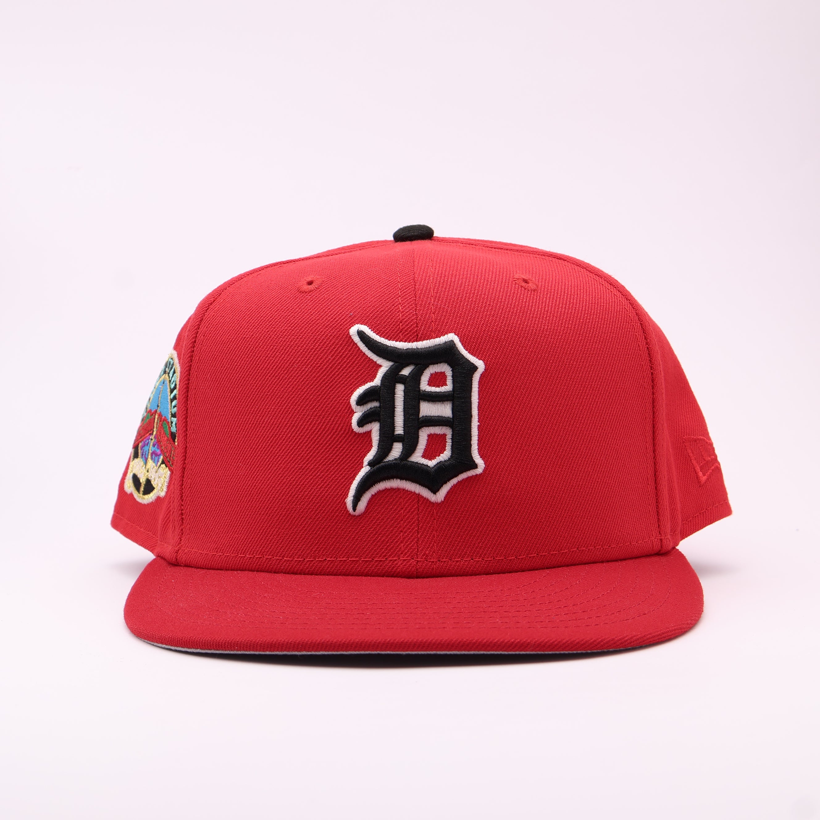 USED 8 Red Detroit Tigers Michigan & Trumbull 59fifty New Era Fitted Hat Cap