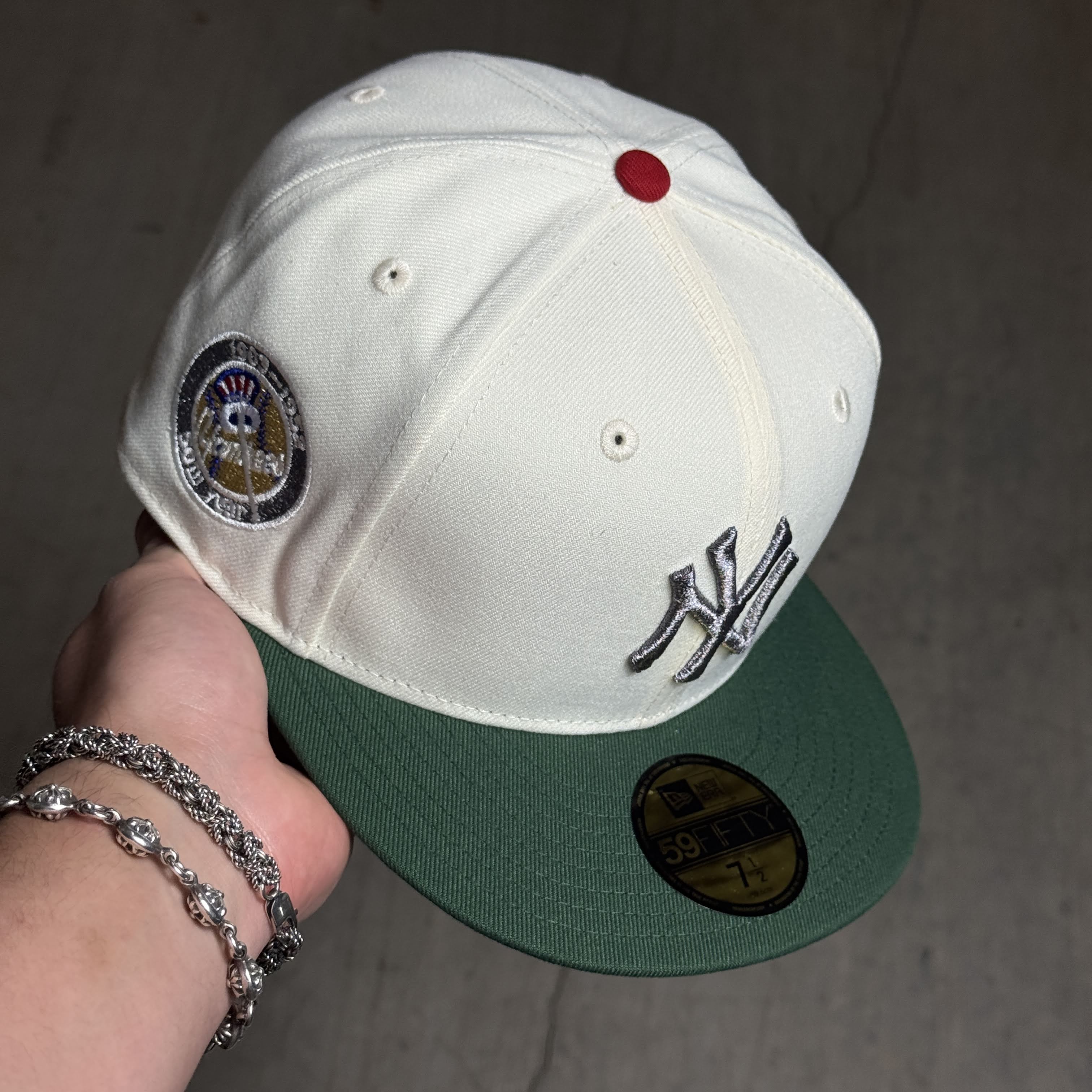 NWT 1/2 Chrome New York Yankees 50th Year  59fifty New Era Fitted Hat Cap