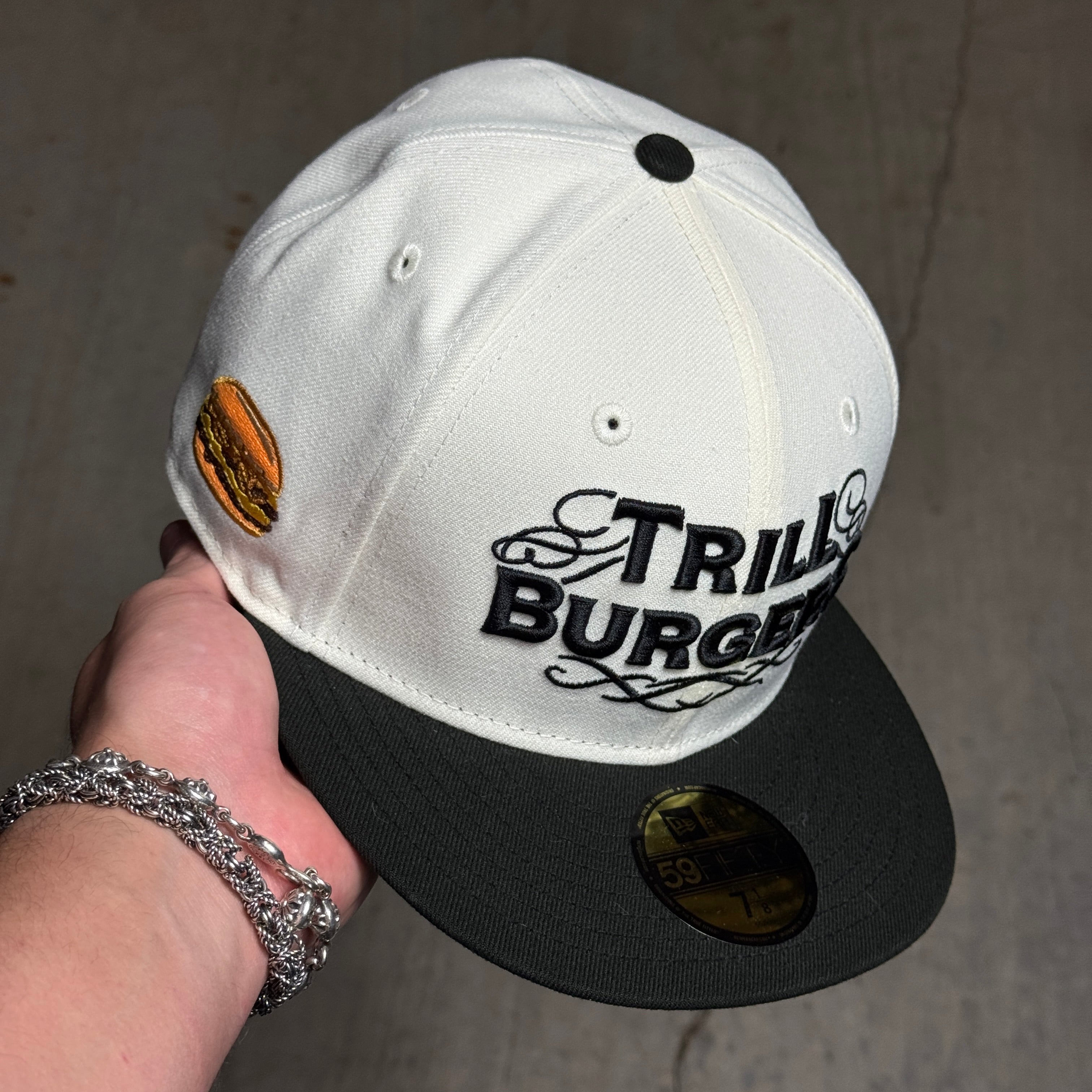 NWT 1/8 Chrome Houston Trill Burgers Restaurant 59fifty New Era Fitted Hat Cap