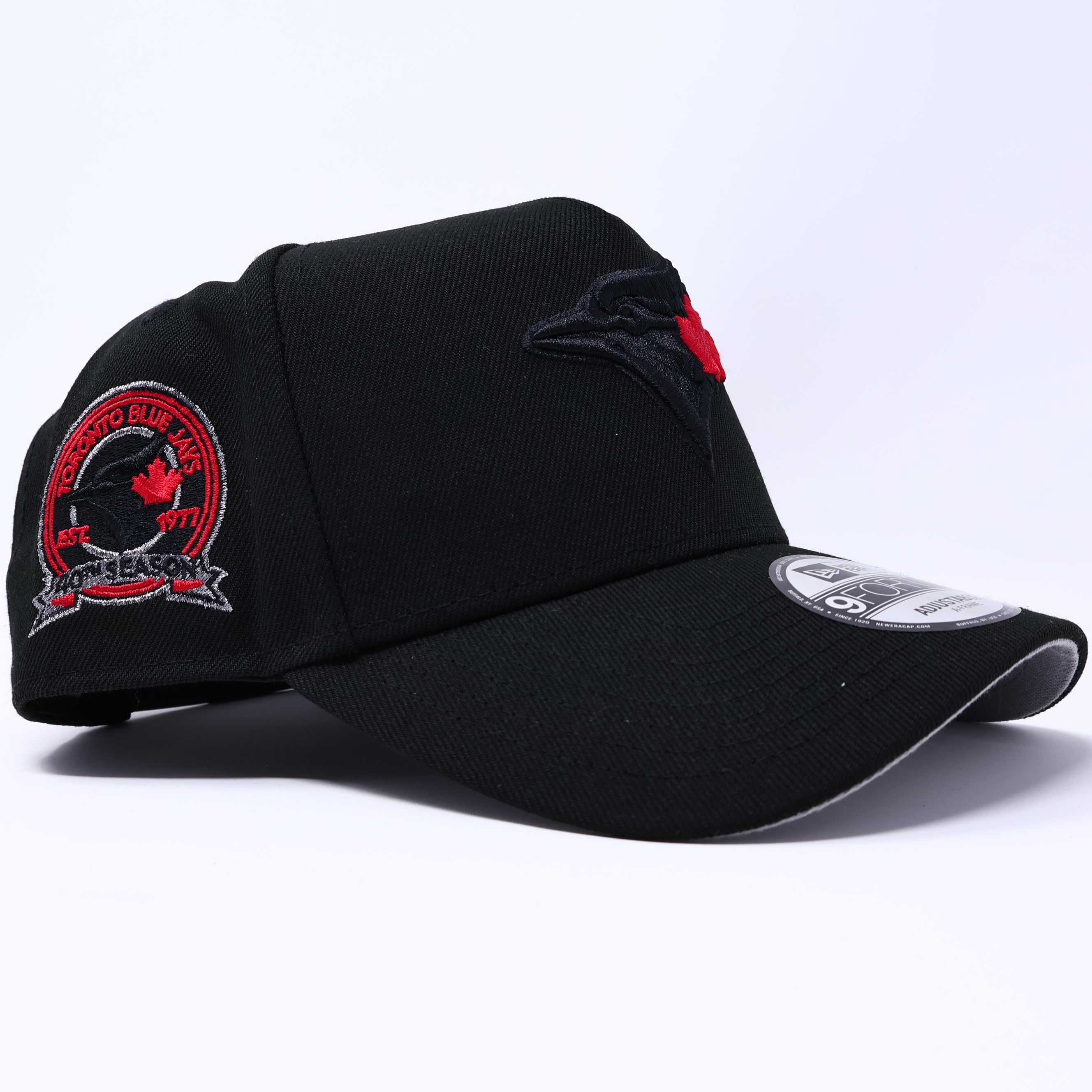 Toronto Blue Jays Black On Black New Era 9Fifty Snapback Cap – Prociety