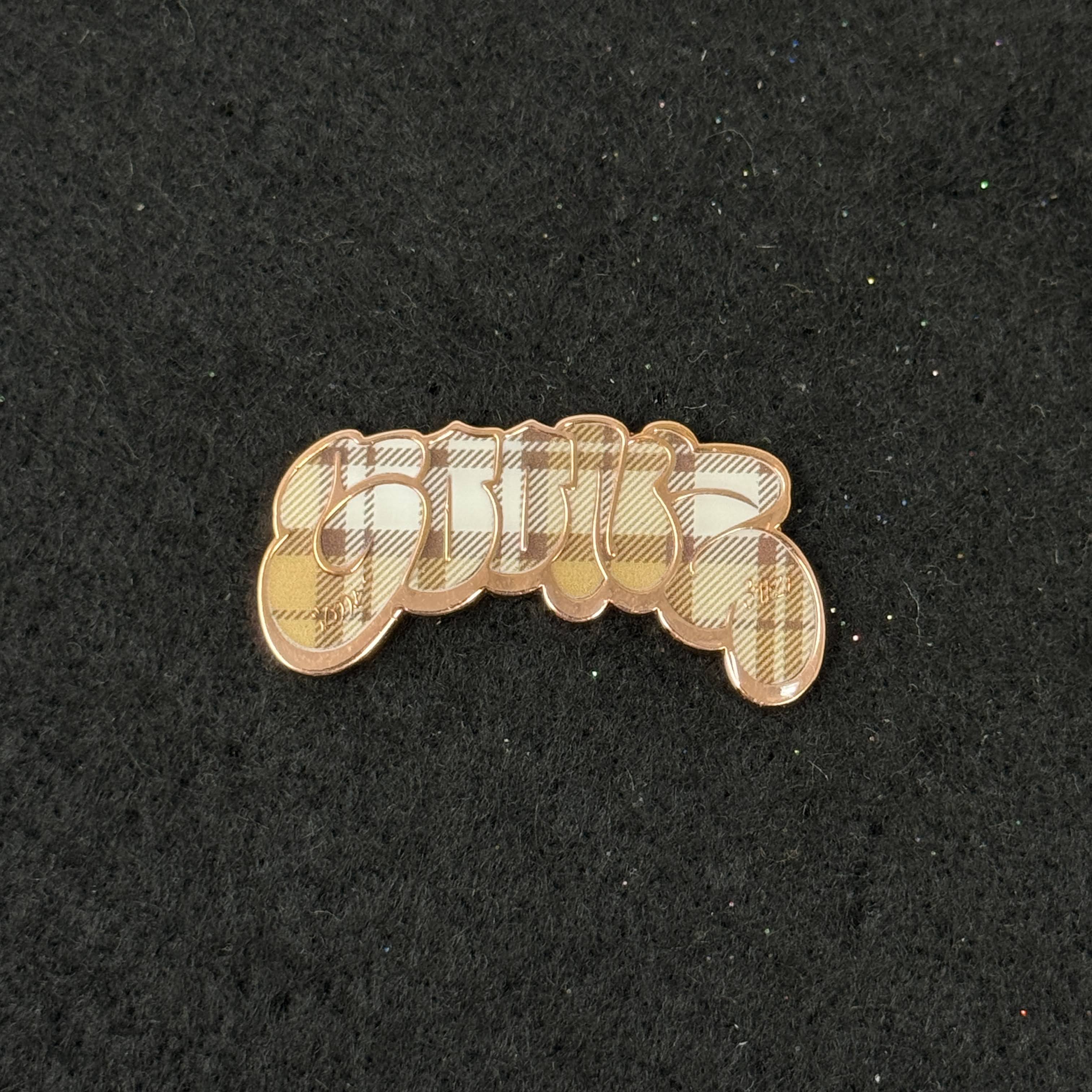 GOONZ Beige Plaid Graphic Pin