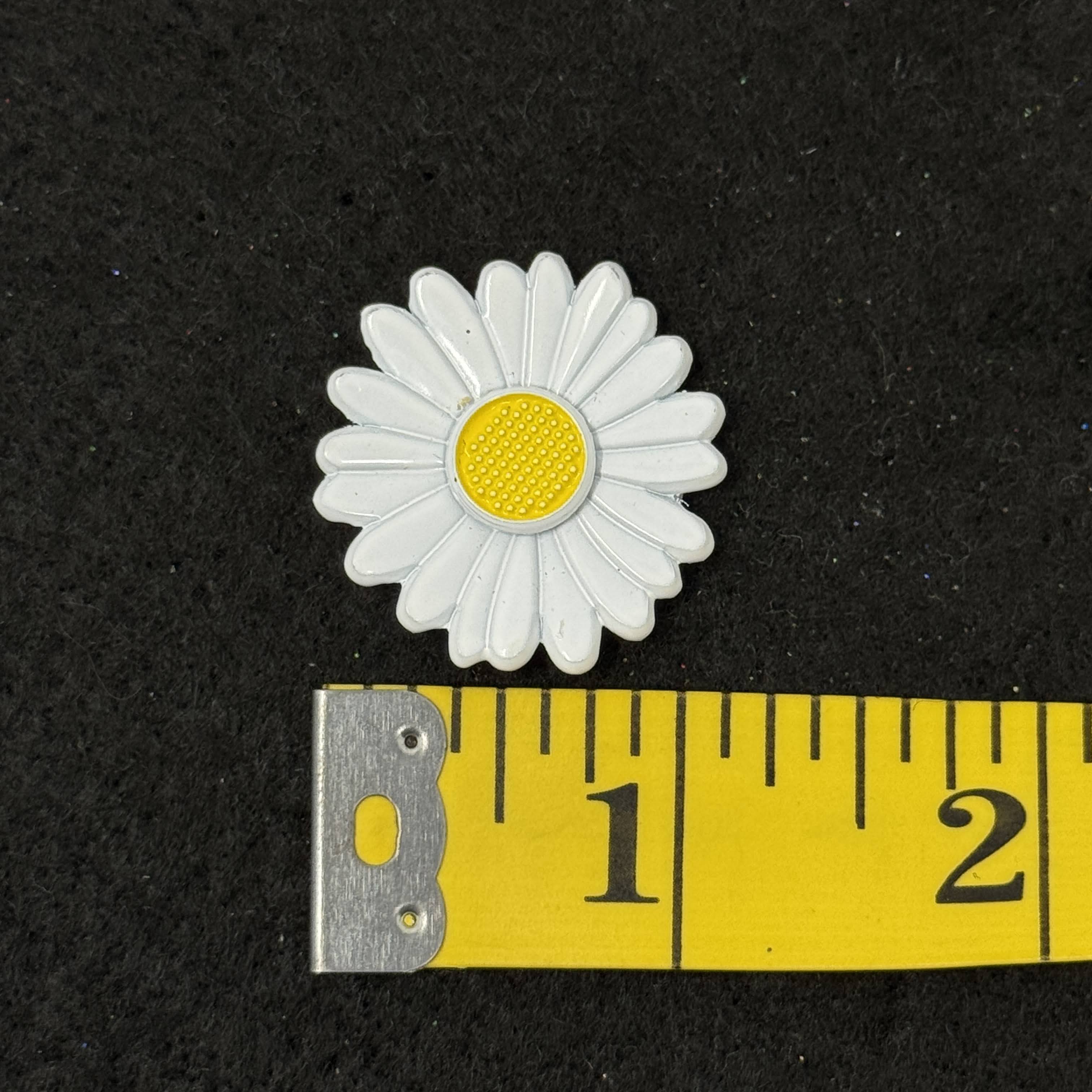 White Flower Spinner Graphic Pin