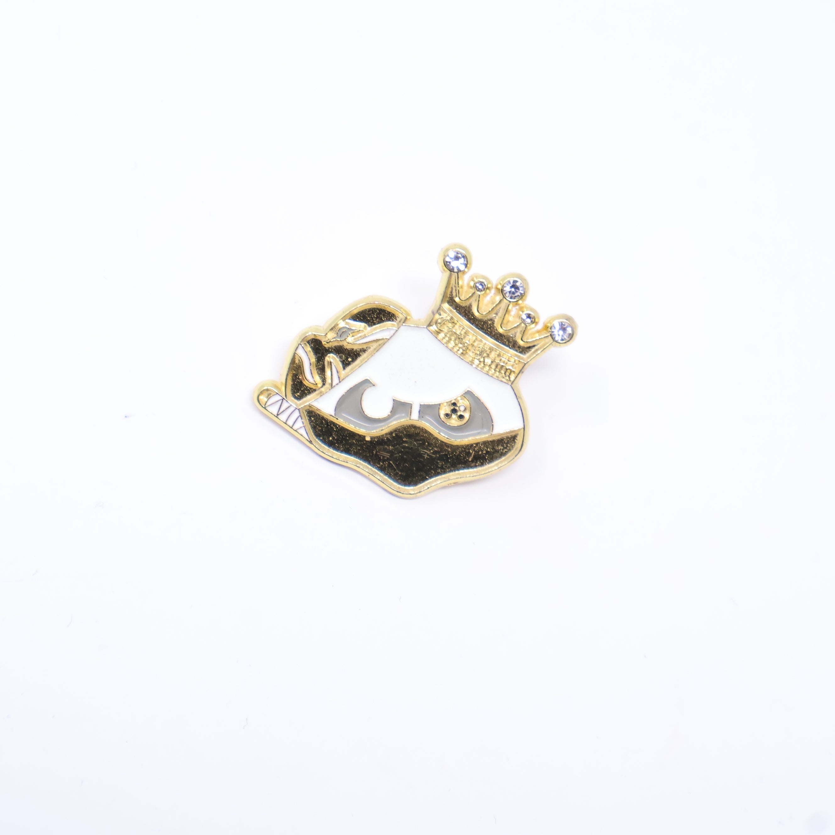 King Chicago Cubs Gold Graphic Pin