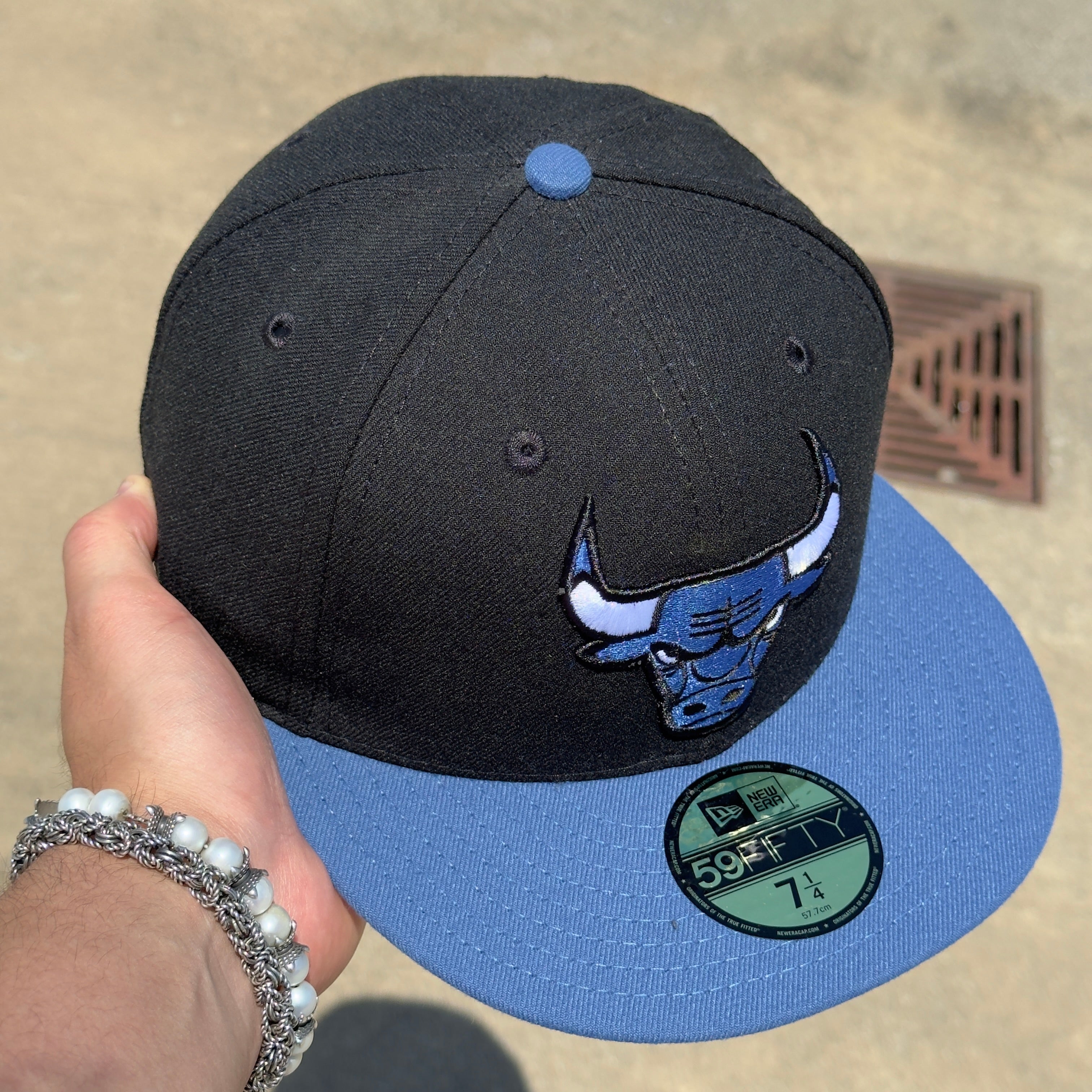 NEW Blue Black Chicago Bulls NBA Basketball 59fifty New Era Fitted Hat Souf Crowns