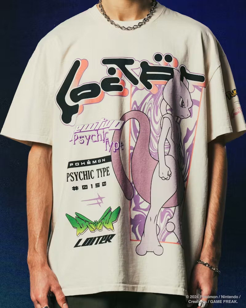 Pokémon By Loiter Mewtwo Heavyweight T-Shirt