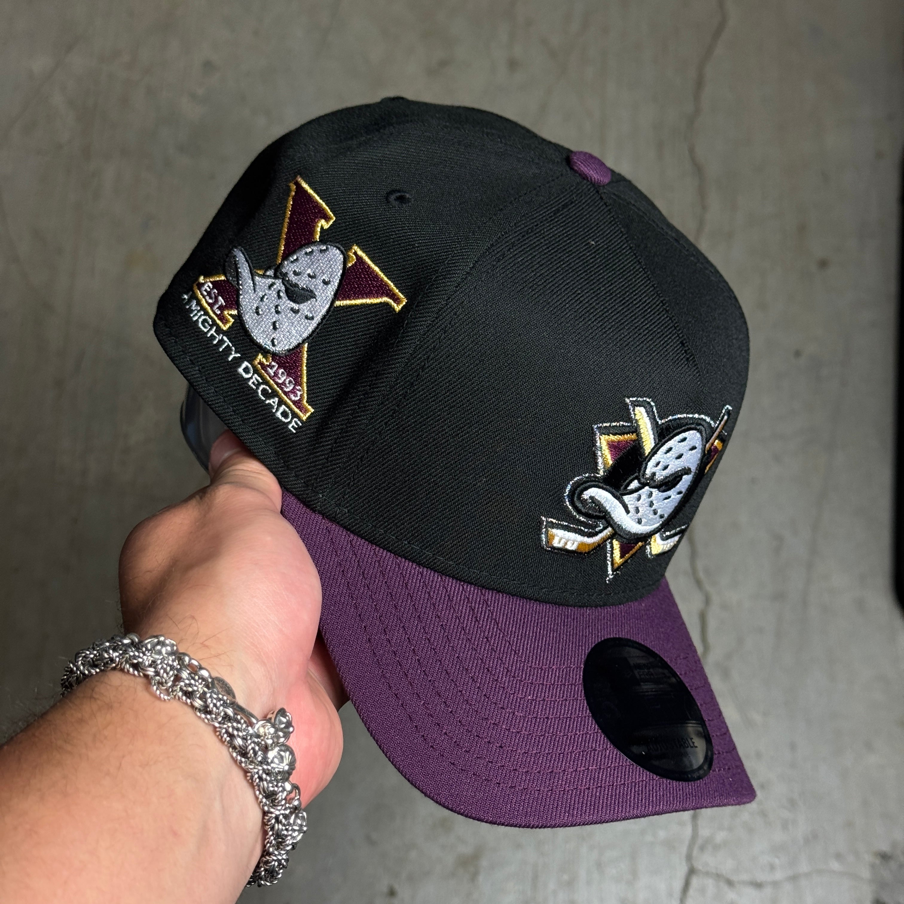 NWT Black Anaheim Ducks NHL 9Forty New Era Adjustable Snapback Hat 5 Panel