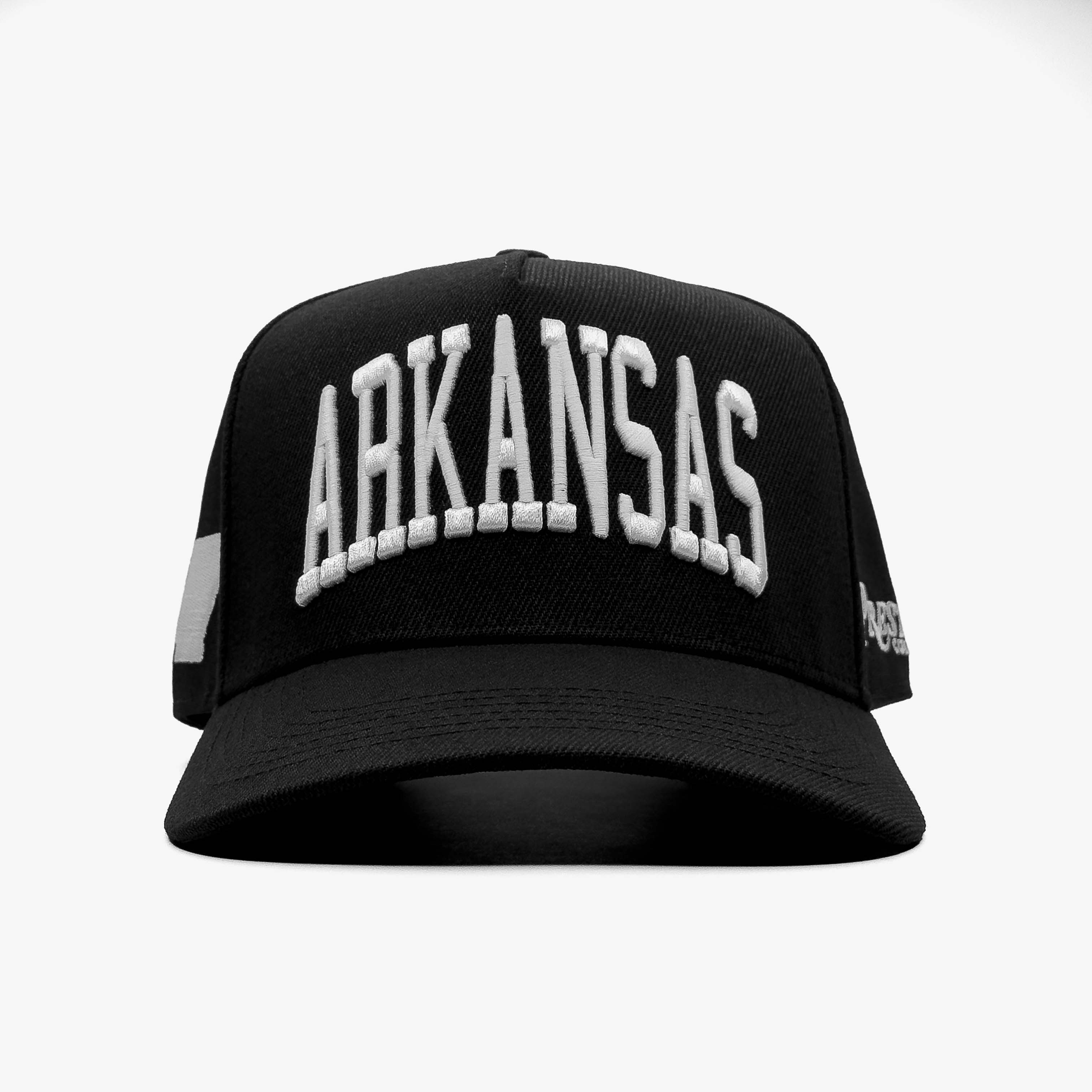 ARKANSAS SNAPBACK - BLACK EDITION