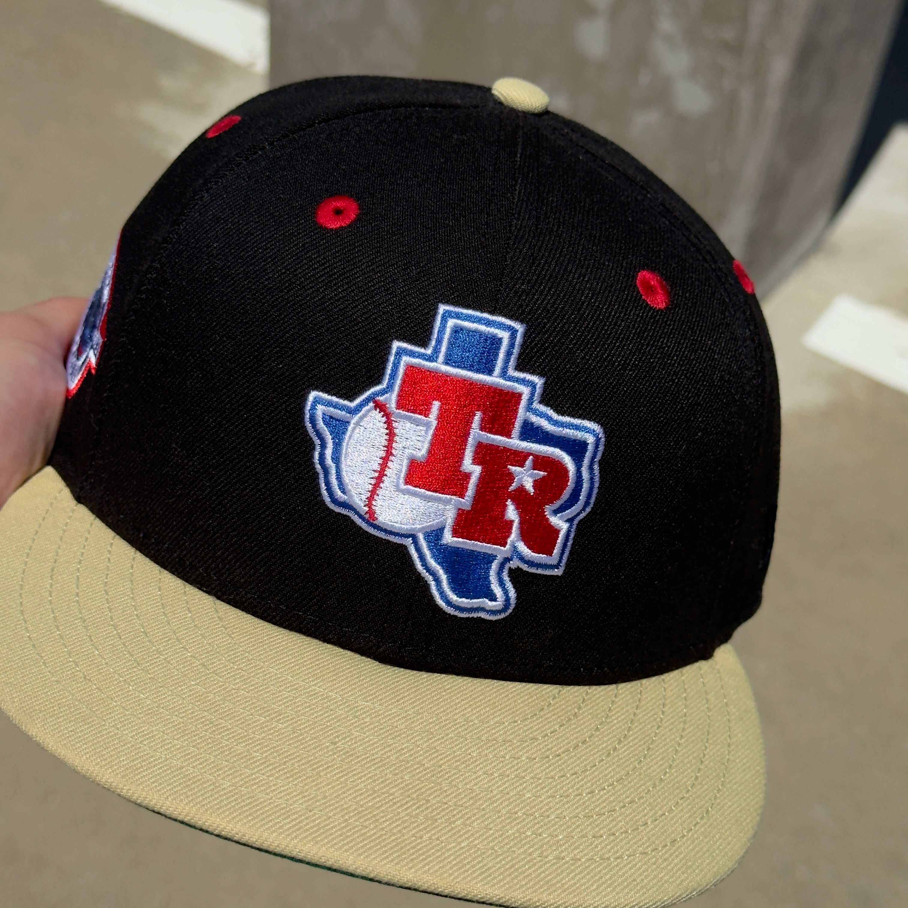 USED 1/2 Black Dallas Texas Rangers Arlington Stadium 59FIFTY New Era Fitted Hat Cap