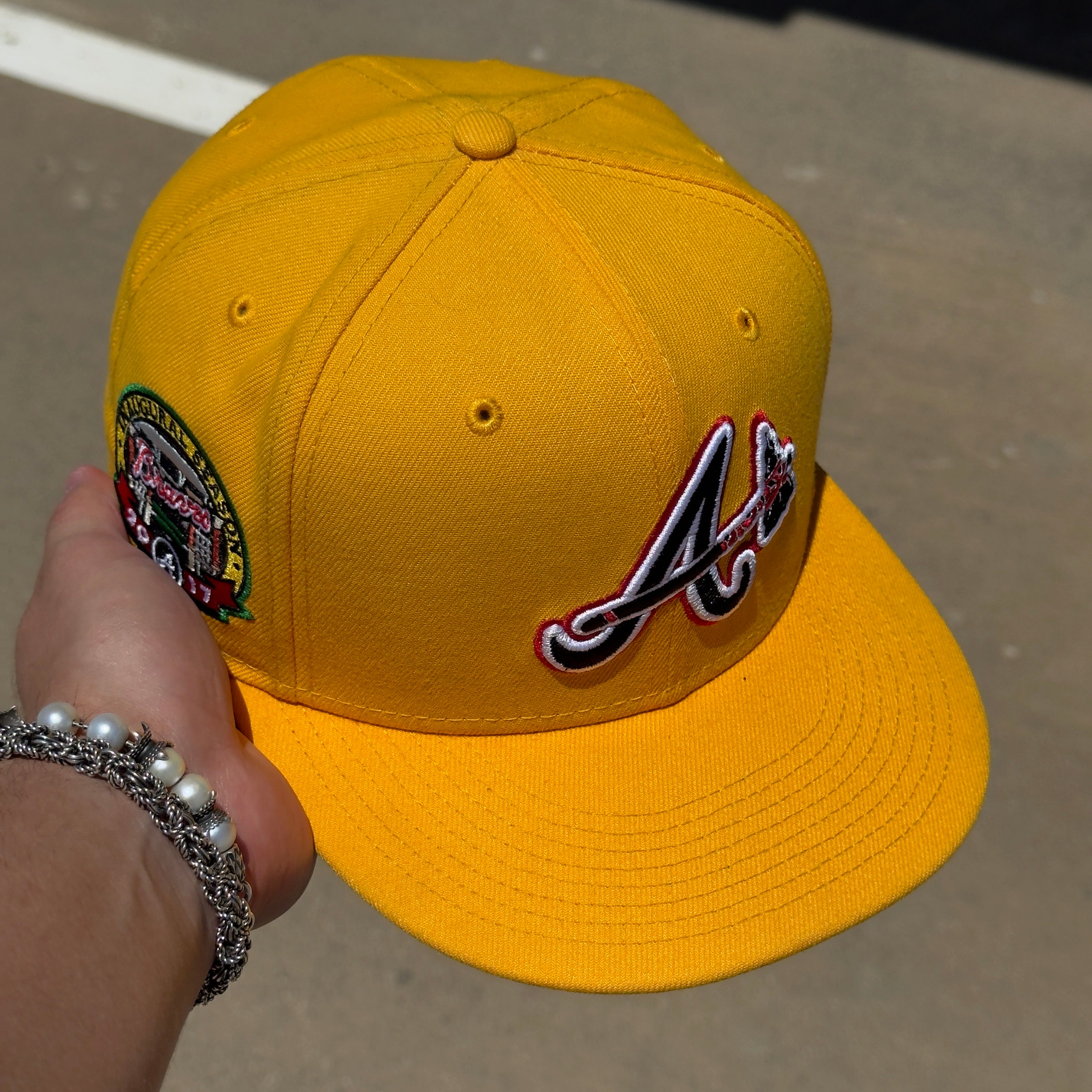 USED 3/8 Yellow Atlanta Braves Inaugural Season 2017 59FIFTY New Era Fitted Hat Cap