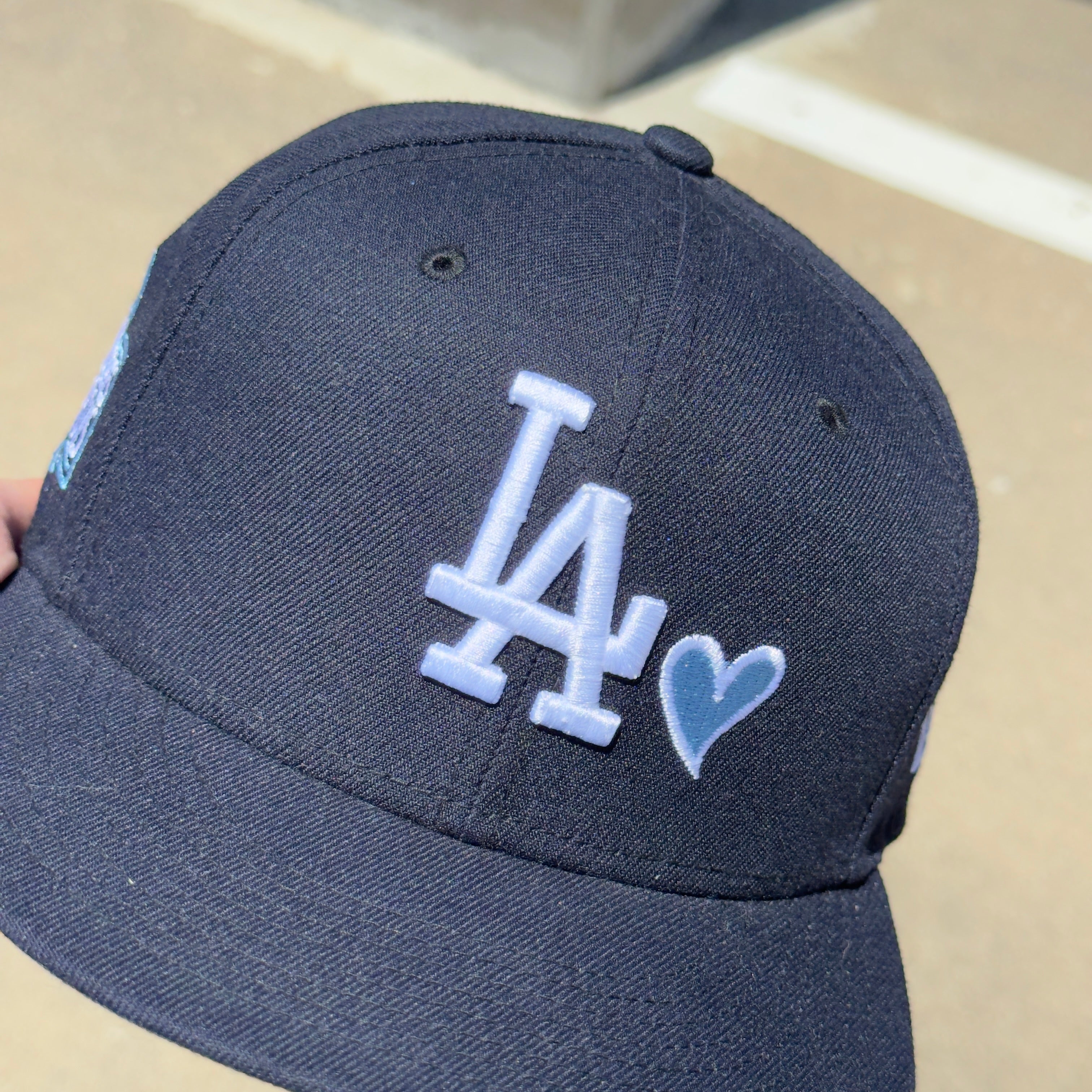 USED 3/8 Navy Los Angeles Dodgers World Series Champs Heart 59FIFTY New Era Fitted Hat