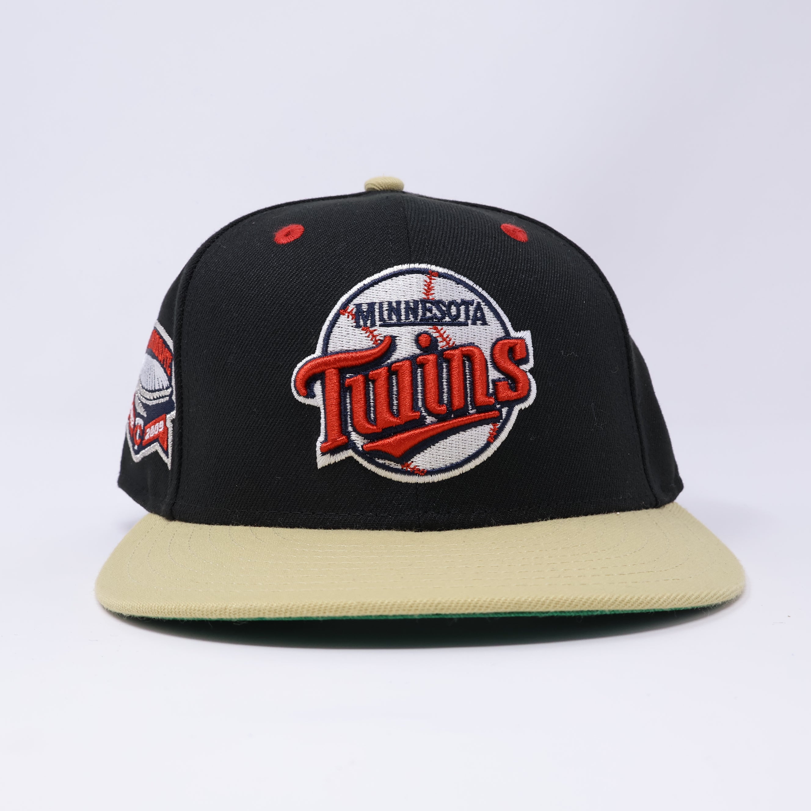 USED 1/8 Black Minnesota Twins HHH Metrodome 1982 59fifty New Era Fitted Hat Cap