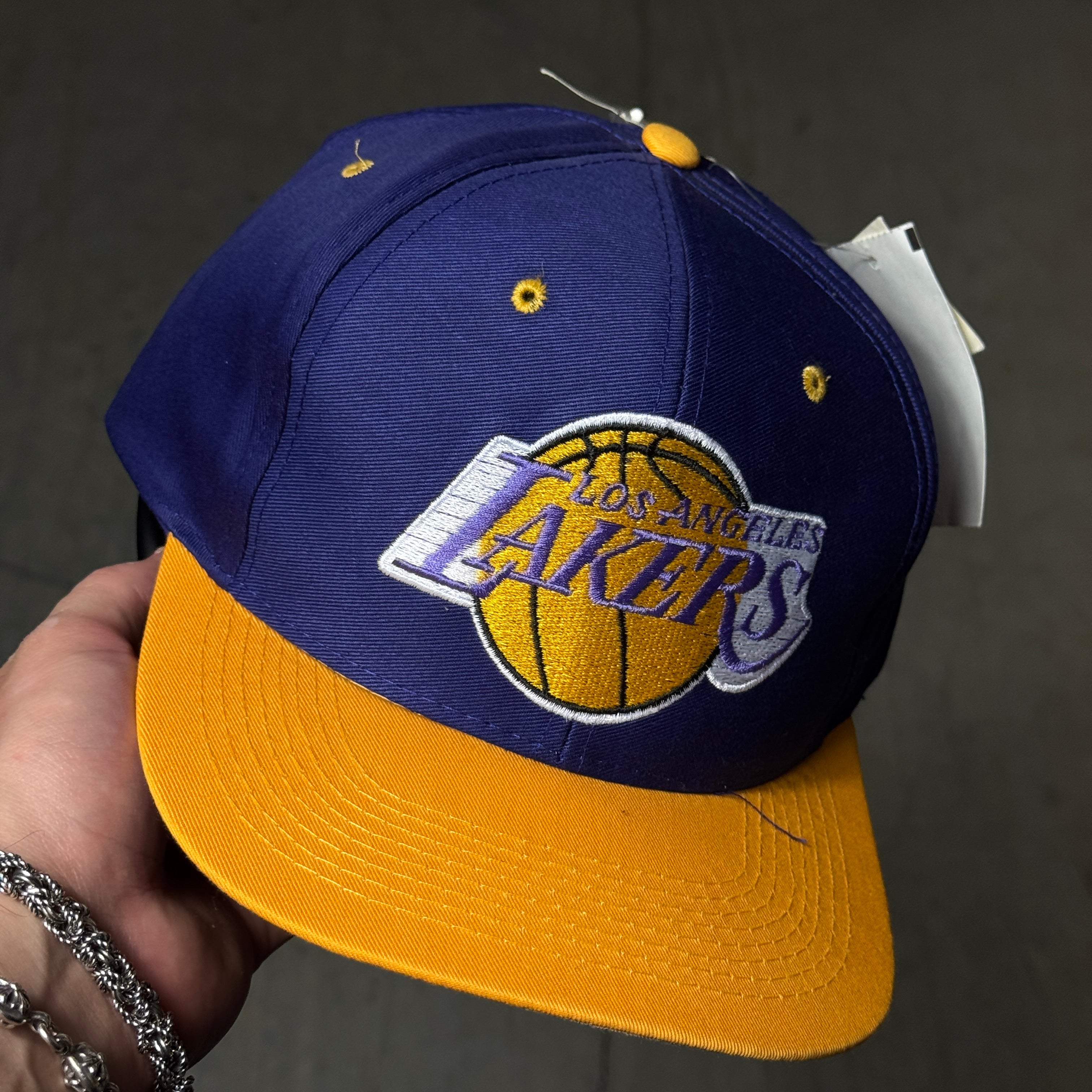 NWT Vintage Purple Los Angeles Lakers Logo 7 Snapback Hat Cap