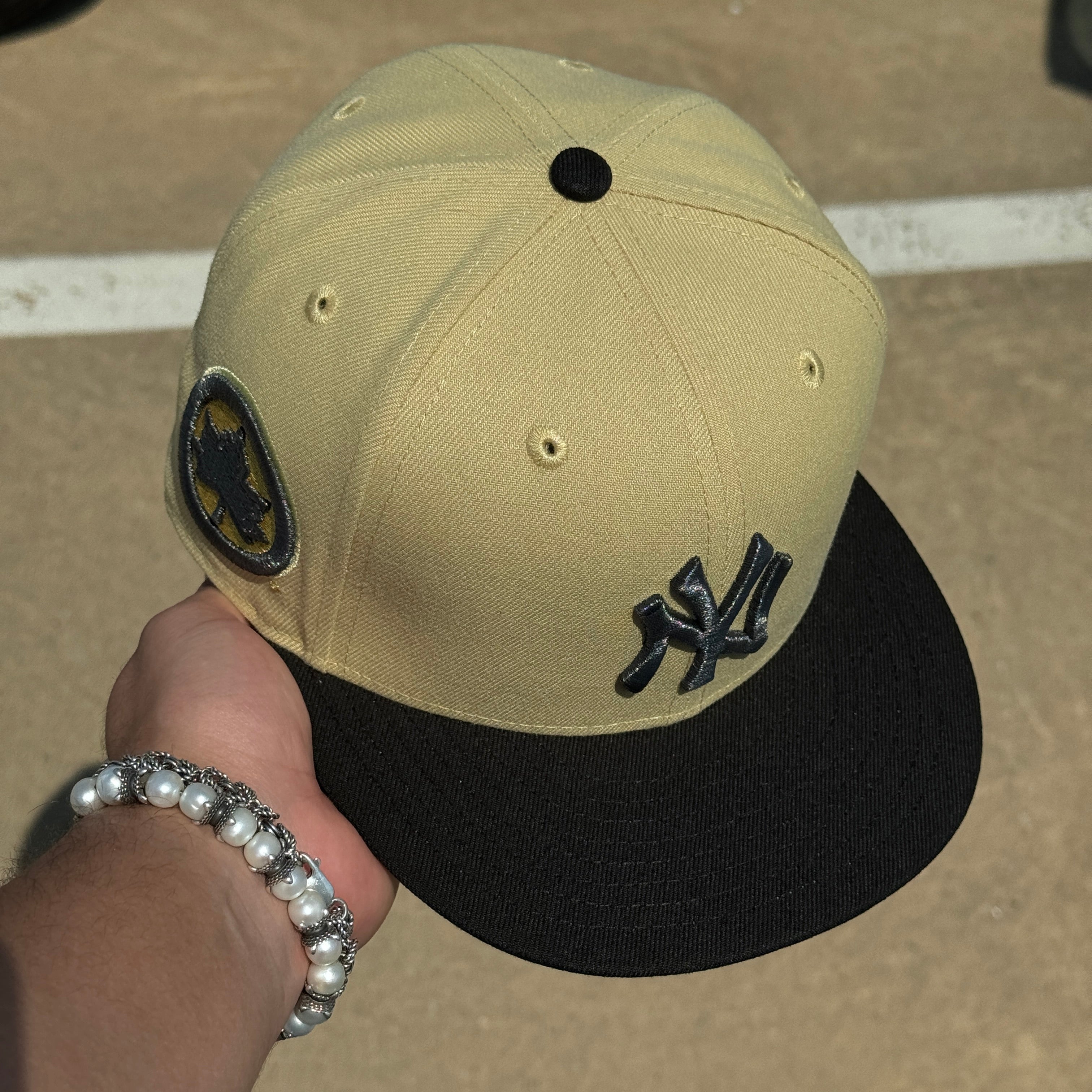 USED 1/8 Khaki New York Yankees Leaf Logo 59fifty New Era Fitted Hat Cap