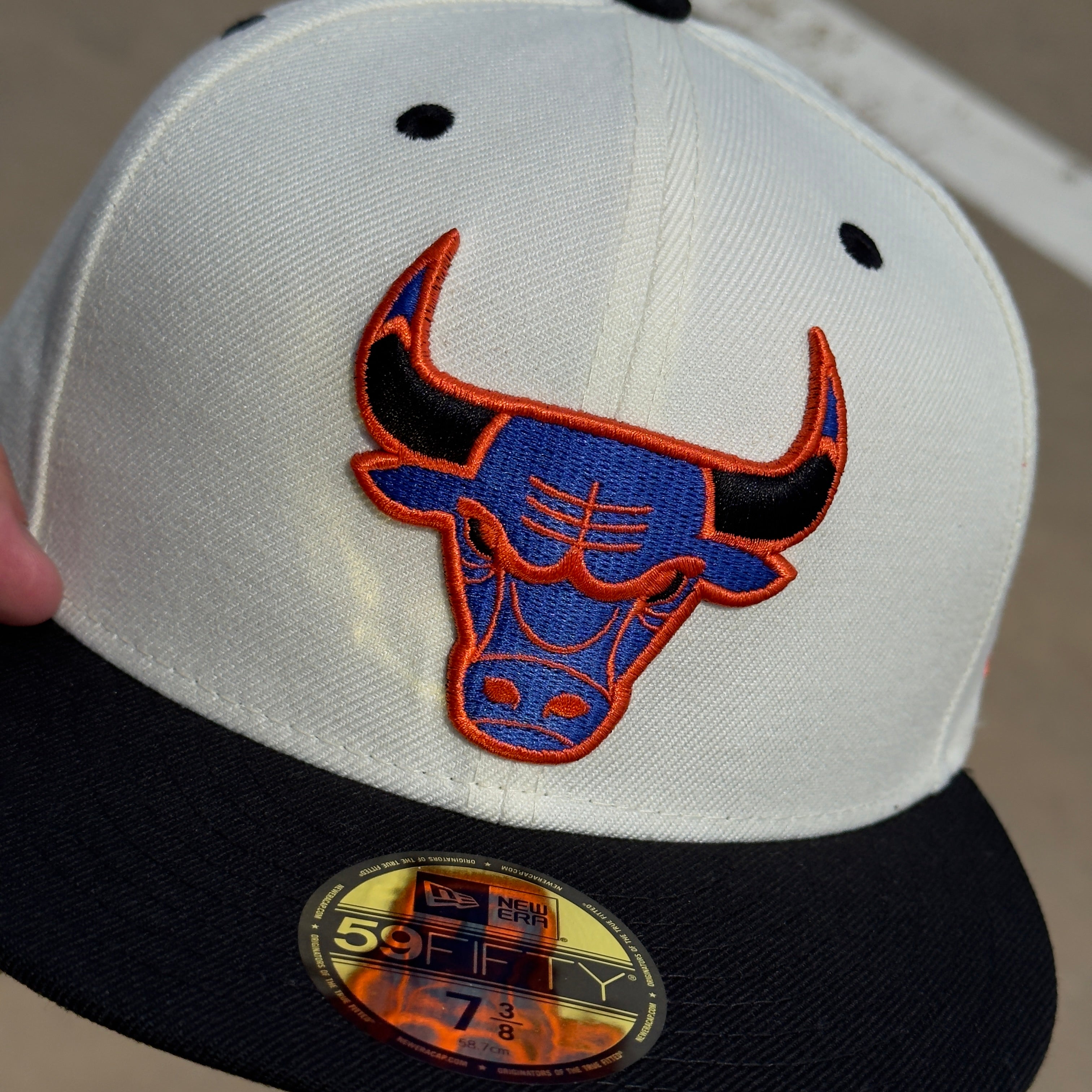 NEW Chrome Chicago Bulls Orange Blue NBA Simple 59FIFTY New Era Fitted Hat