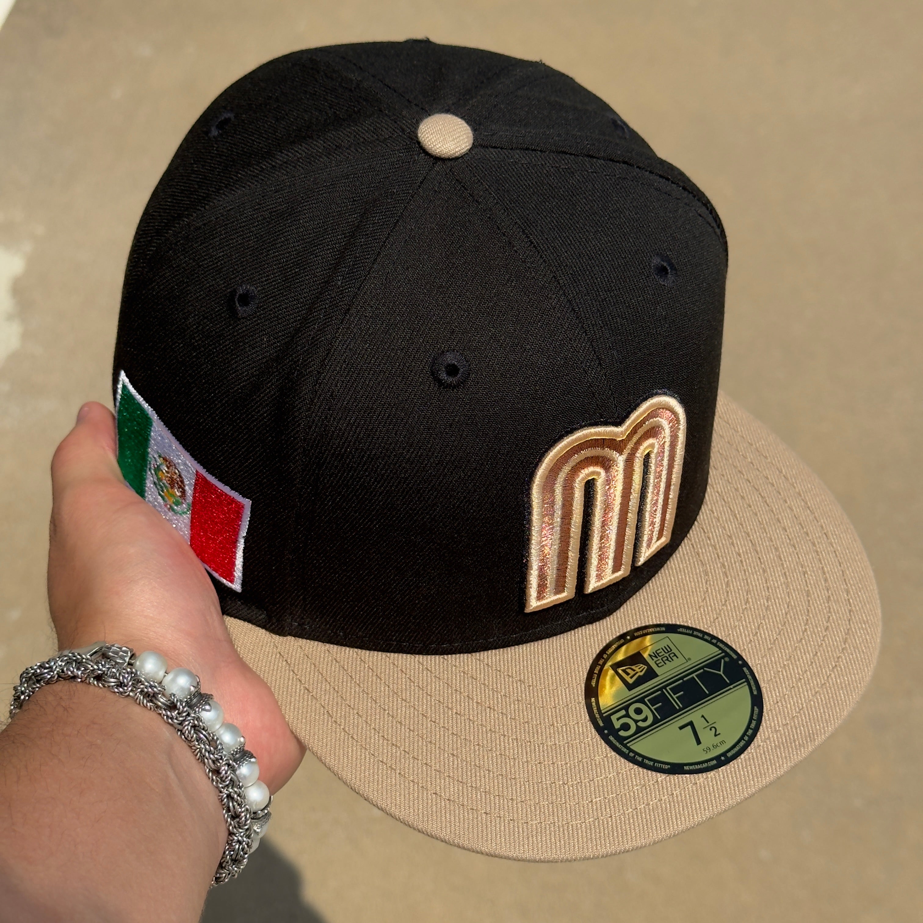 NEW 1/2 Black Mexican National Baseball Team WBC 59FIFTY New Era Fitted Hat