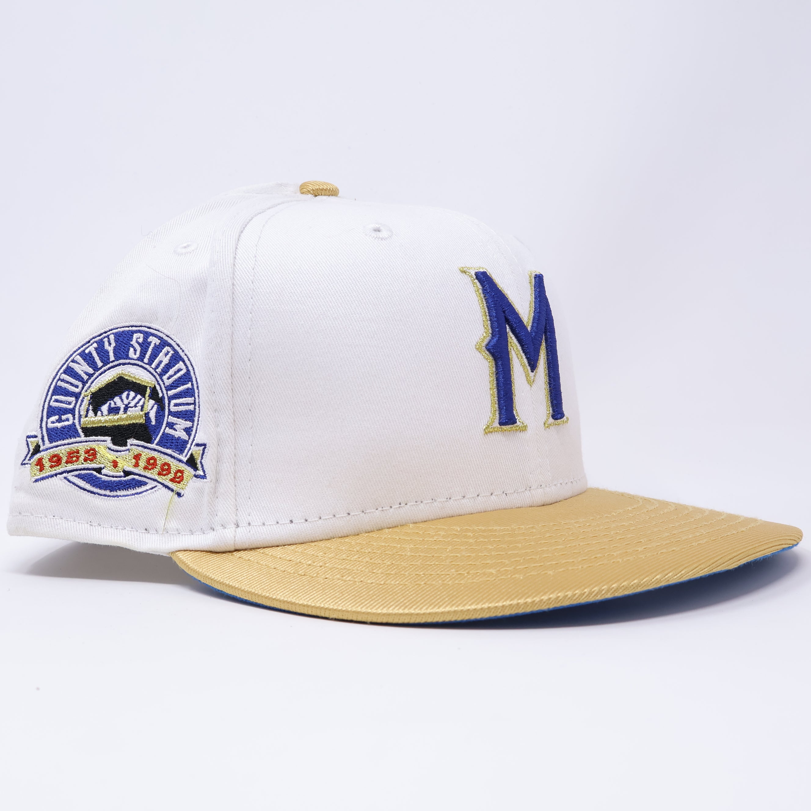 USED 3/8 White Milwaukee Brewers County Stadium 59fifty New Era Fitted Hat Cap