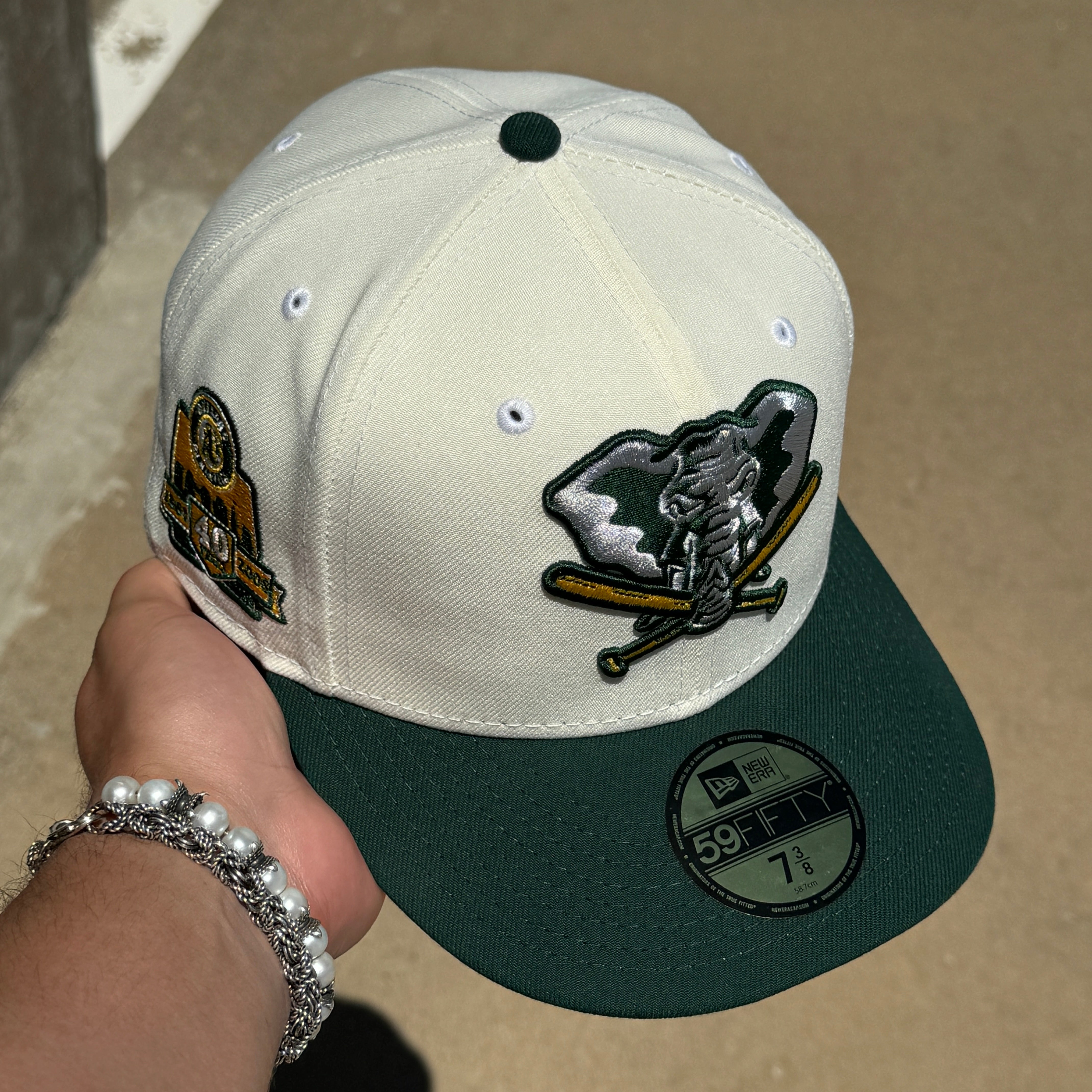 USED 3/8 Chrome Oakland Athletics 40th Anniversary 59FIFTY New Era Fitted Hat
