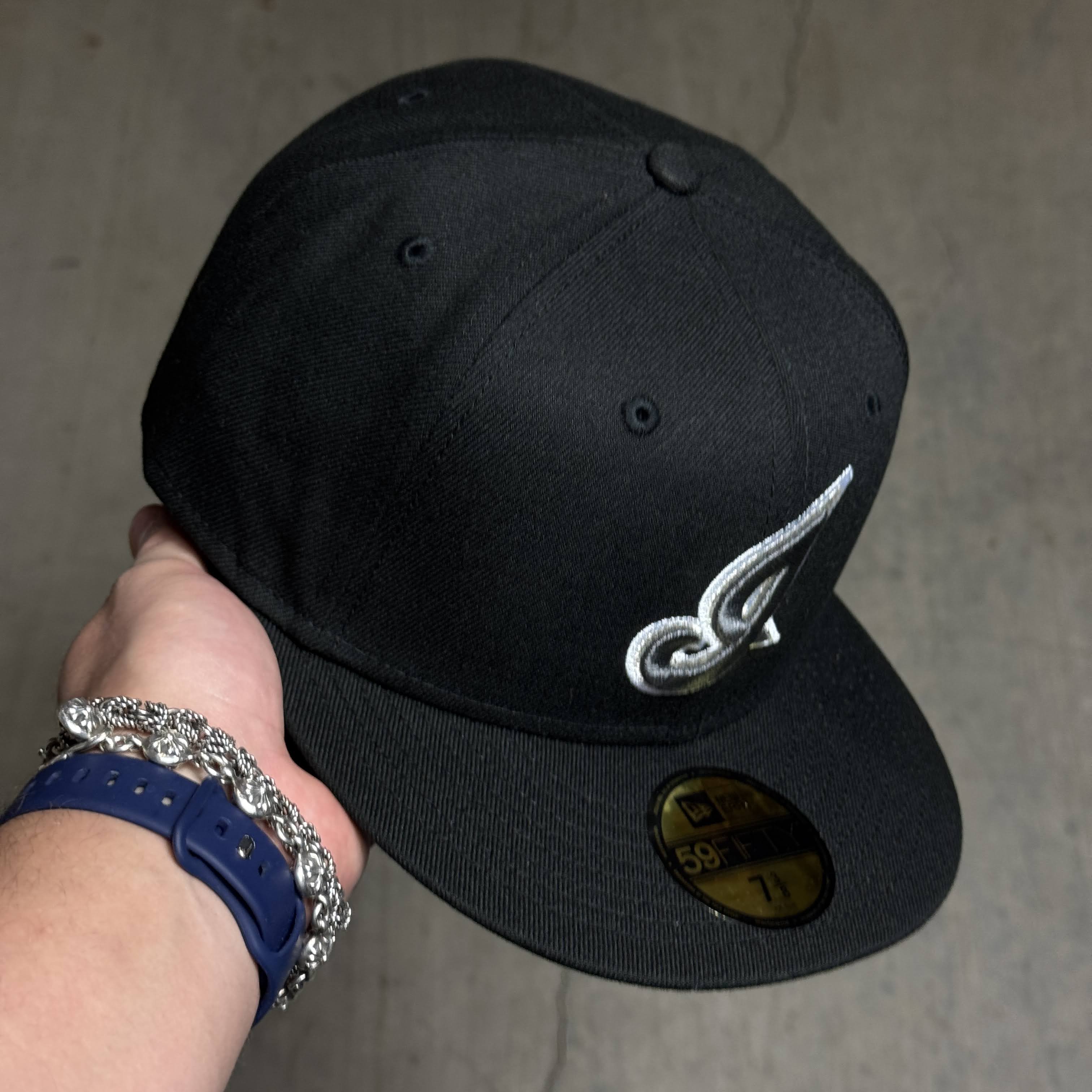 NWT 3/8 Black Cleveland Indians Simple Clean Dope 59fifty New Era Fitted Hat Cap