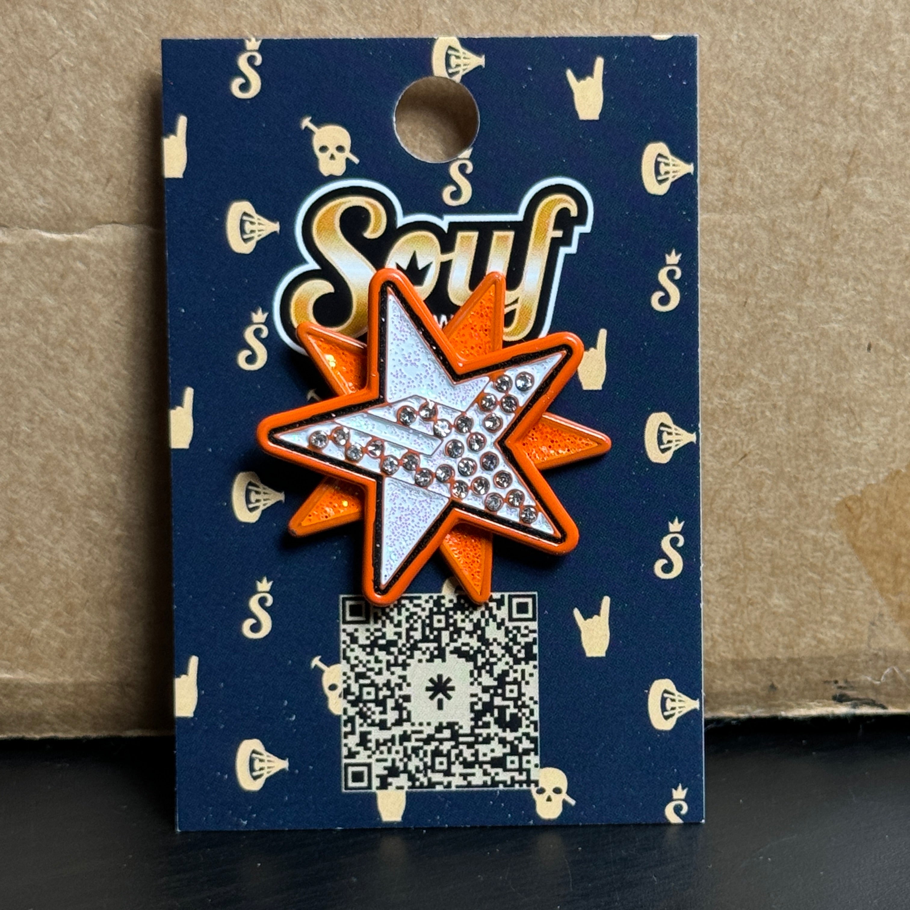 Orange White Star Spinner Graphic Pin