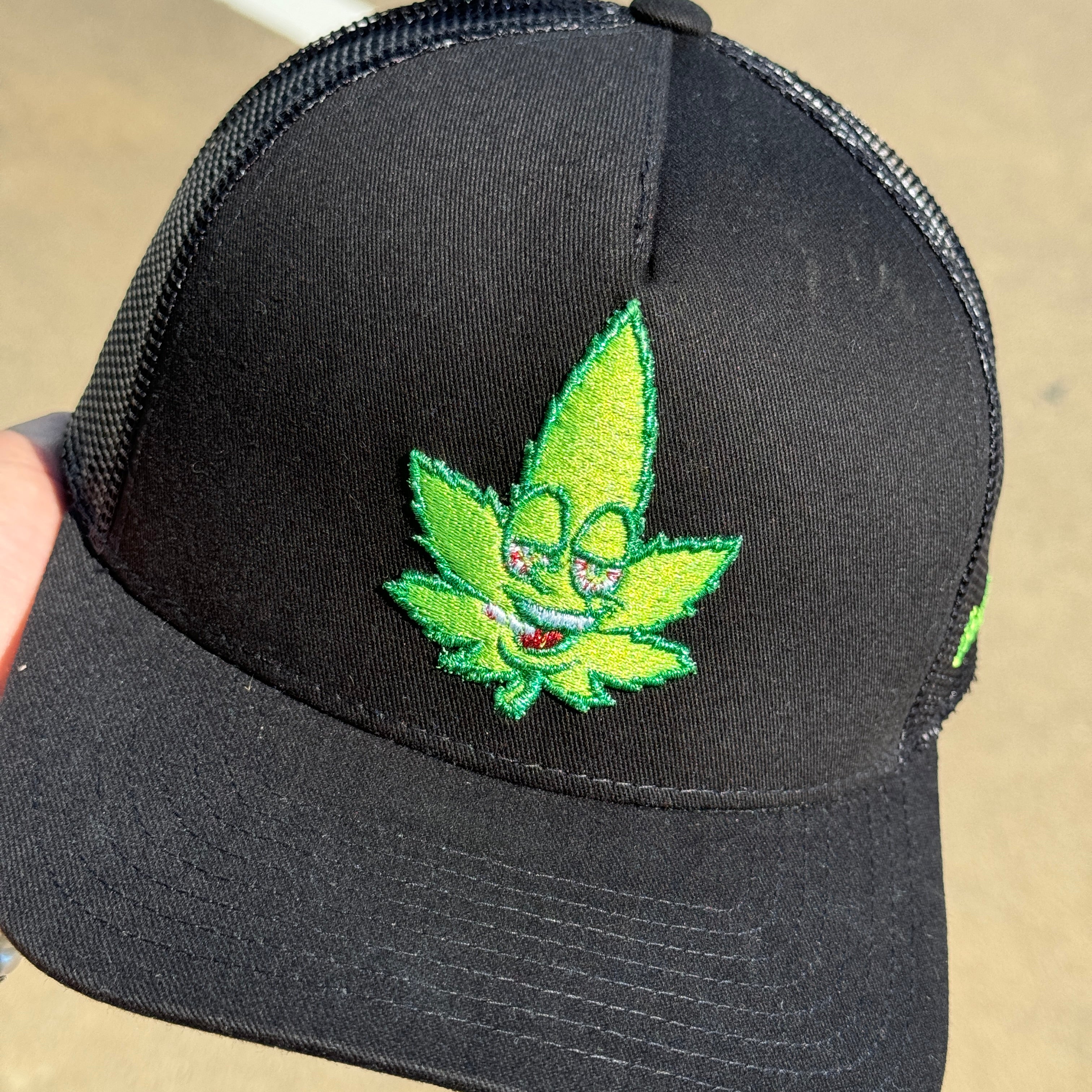 Black Trucker Mesh Leaf Happy Ganja Marijuana Kush Adjustable Cannabis Weed Pot