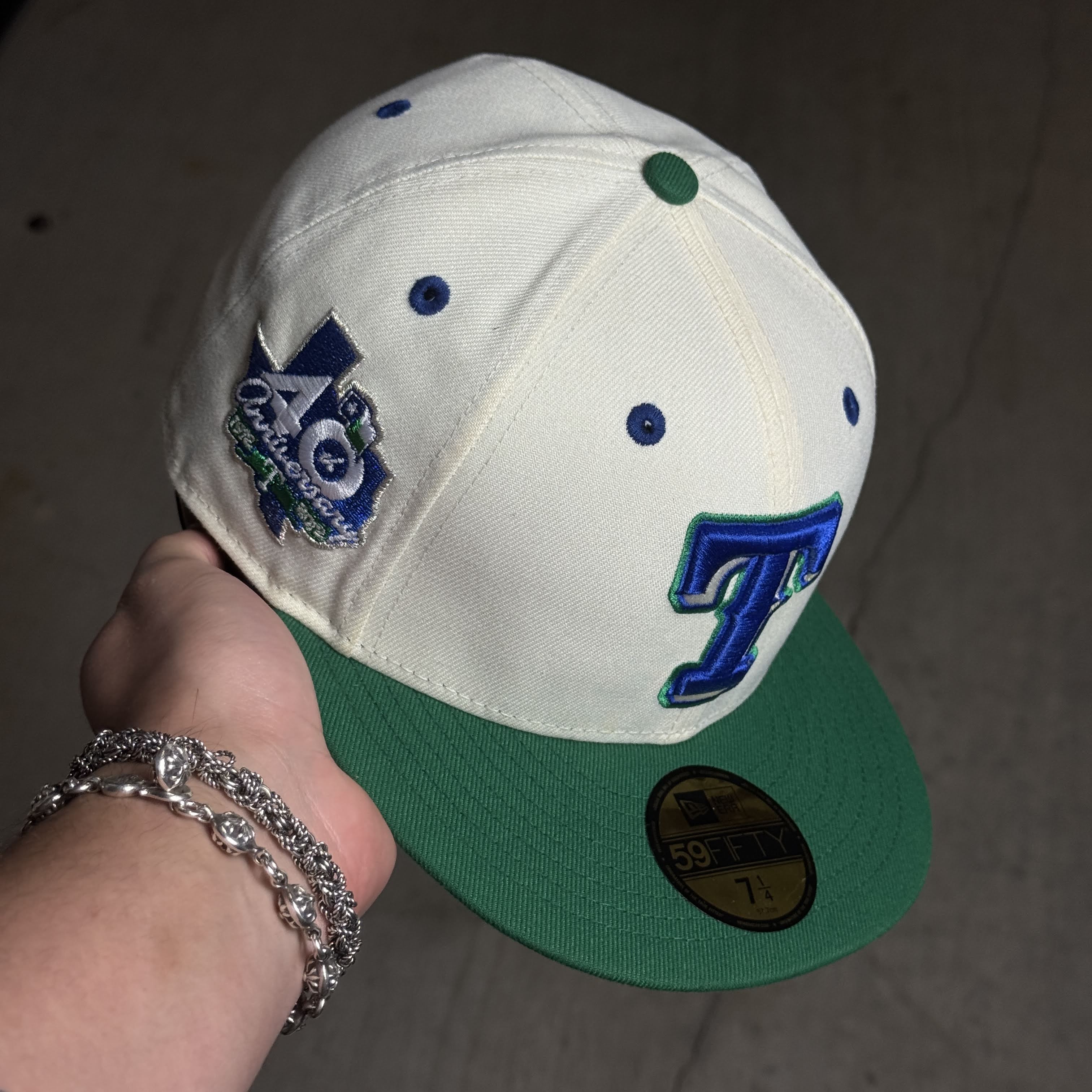 NWT 1/4 Chrome Dallas Texas Rangers 40th Anniversary 59fifty New Era Fitted Hat Cap