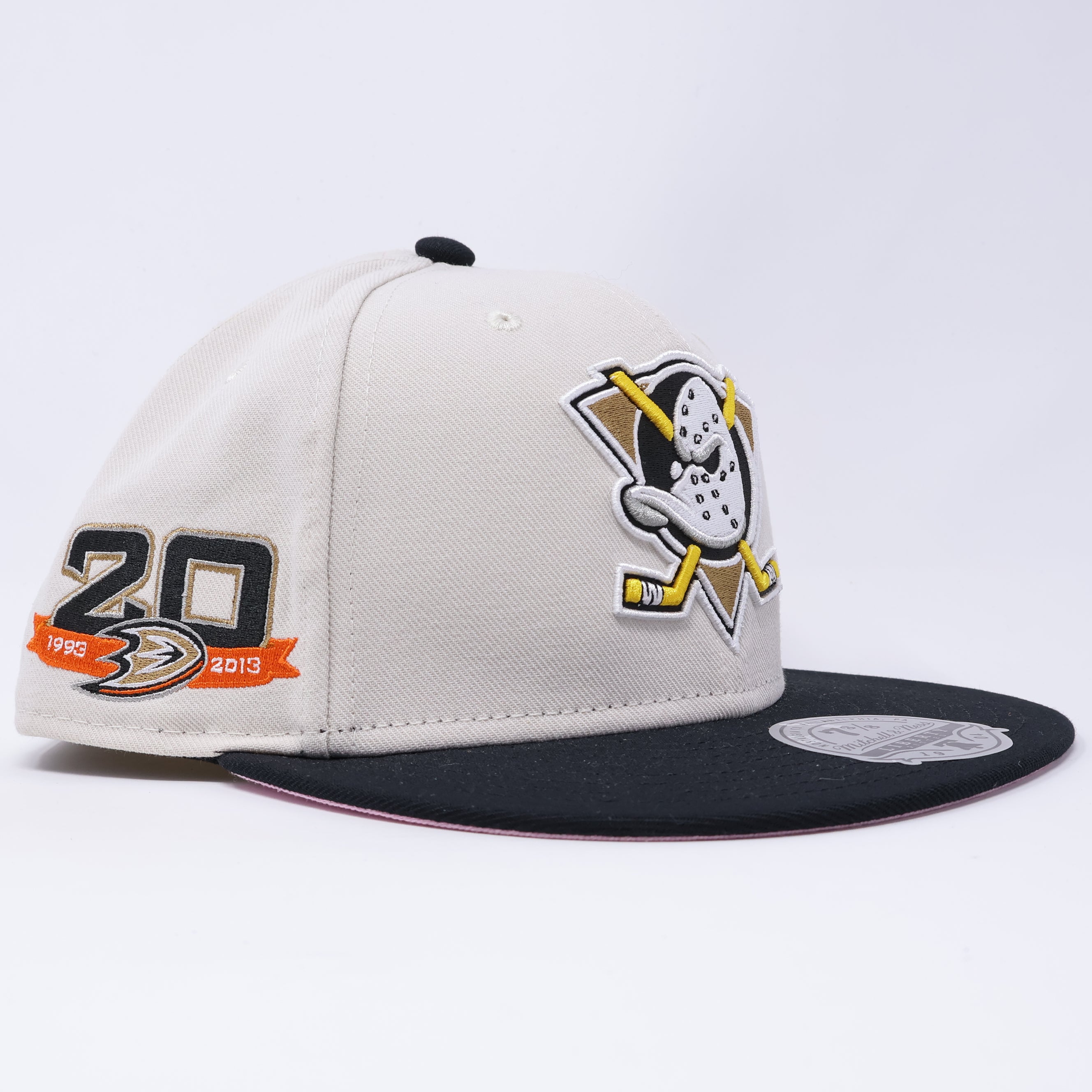 NWT Chrome Anaheim Ducks NHL Mitchell & Ness Liberty Fitted Hat Cap