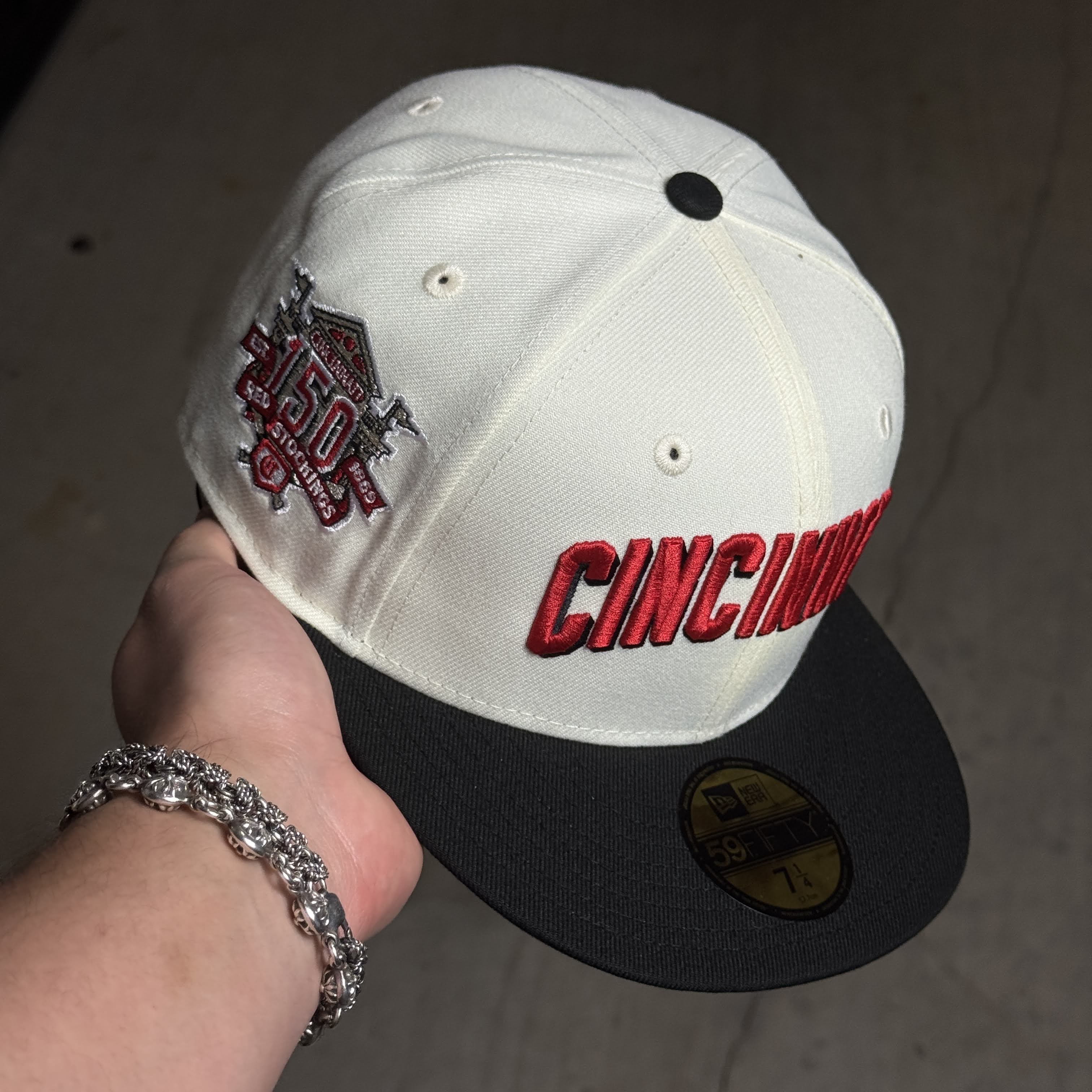 NWT 1/4 Chrome Cincinnati Reds 150 Years 59fifty New Era Fitted Hat Cap