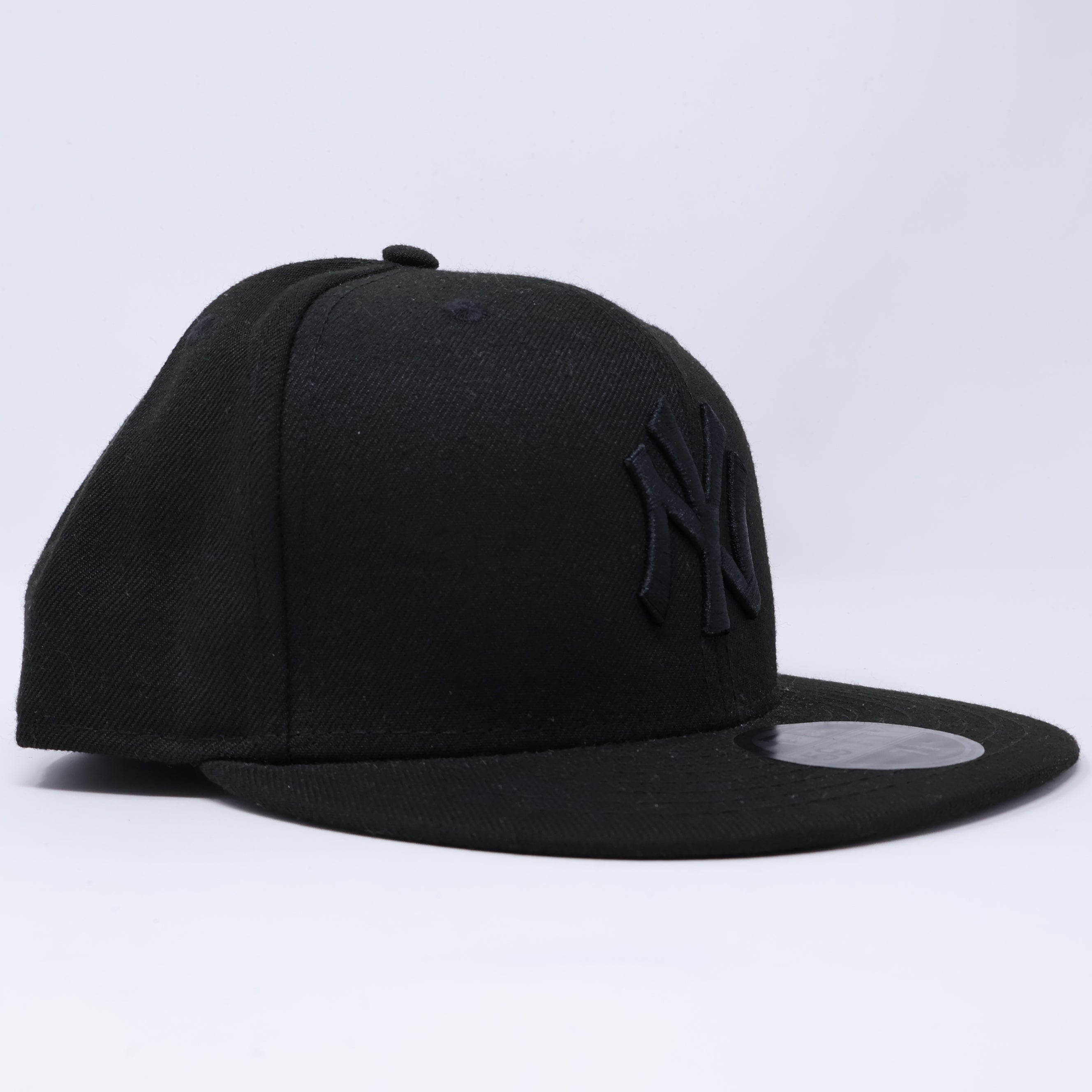 NWT 5/8 Black New York Yankees Simple Clean Dope 59fifty New Era Fitted Hat Cap