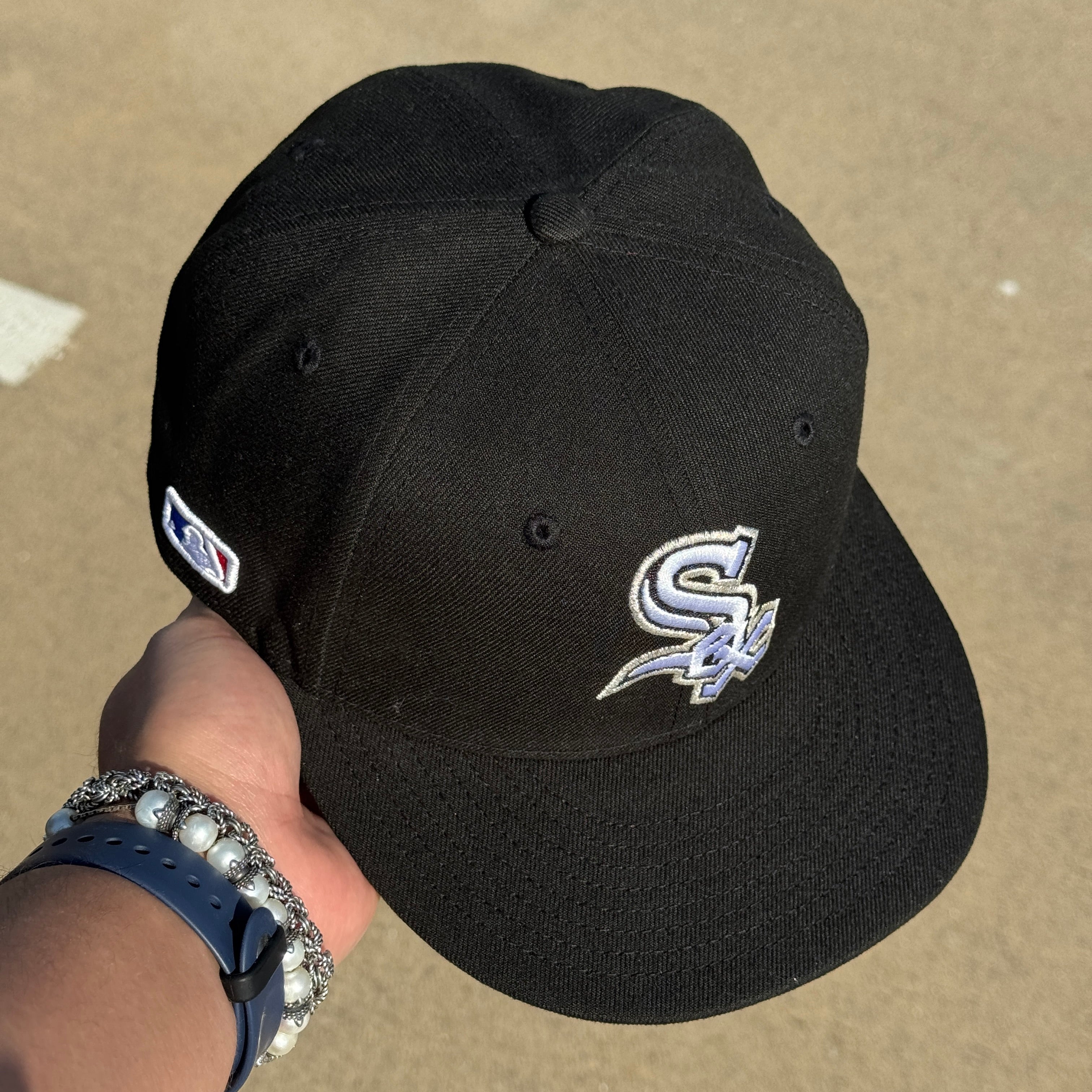 USED 1/4 Black Chicago White Sox Side Batterman Simple 59fifty New Era Fitted Hat Cap