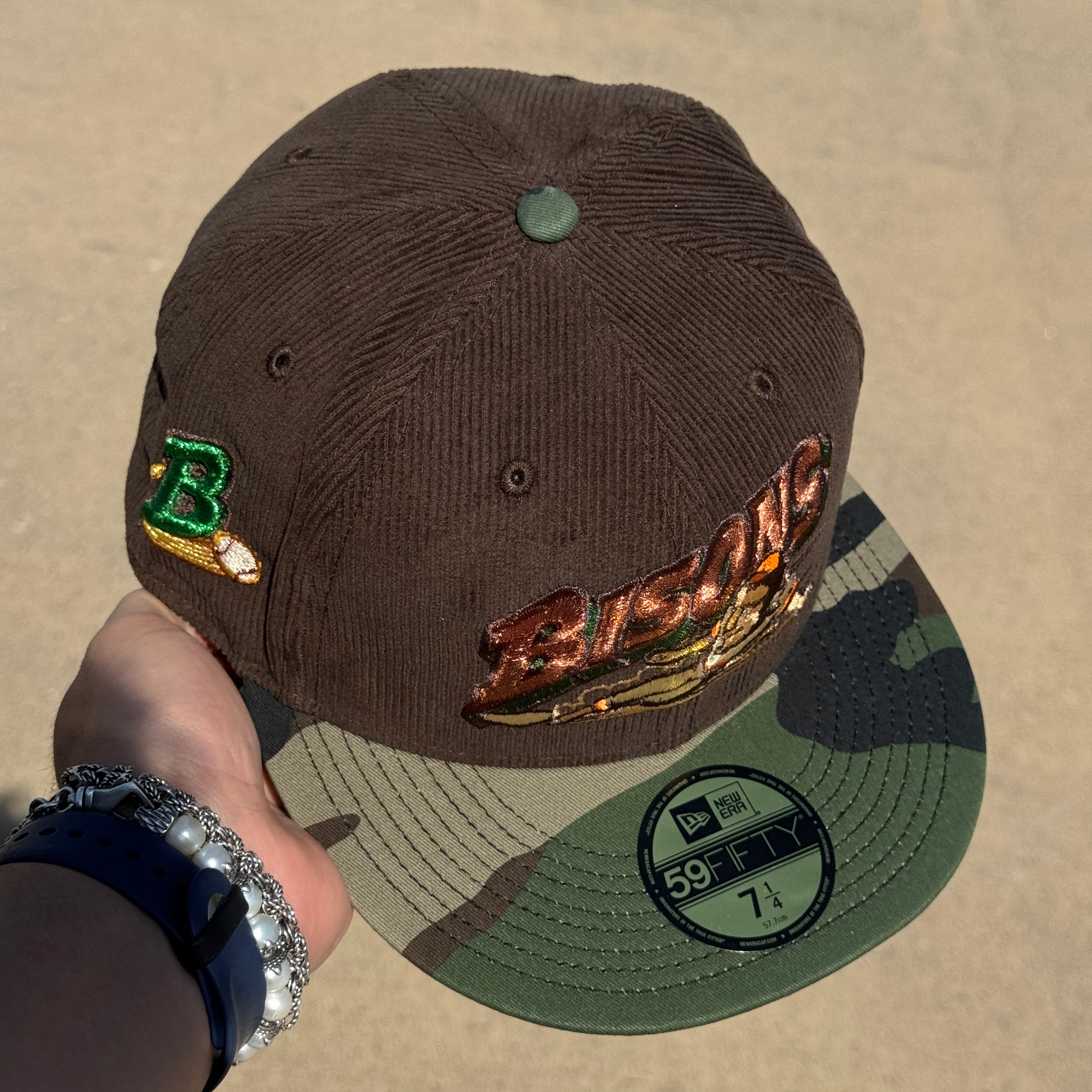 NWT 1/4 Brown Corduroy Buffalo Bisons B Logo 59fifty New Era Fitted Hat Cap