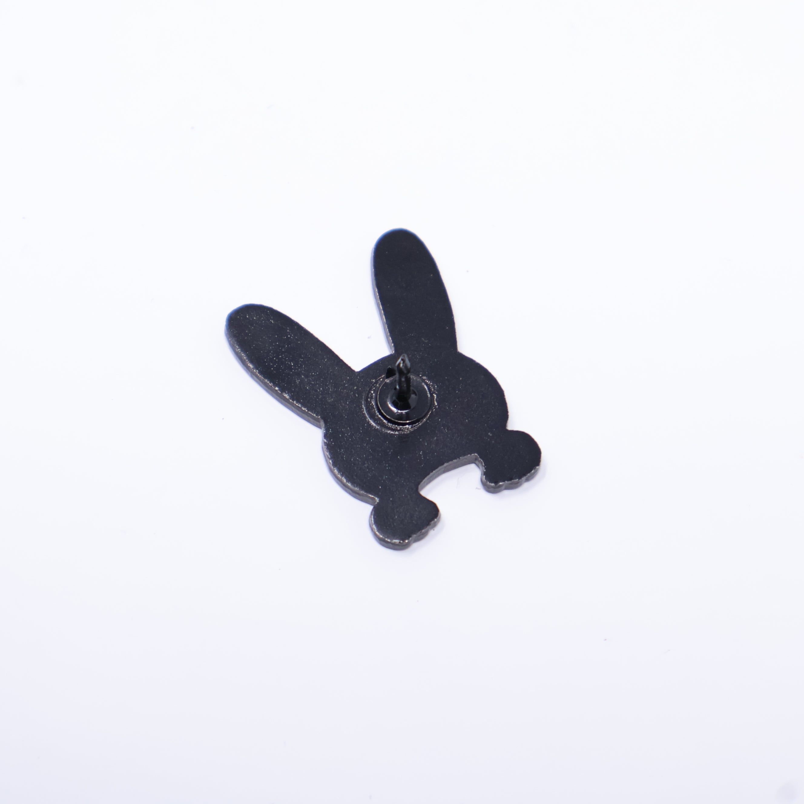 Cyan/Purple Bunny Peeker Pin