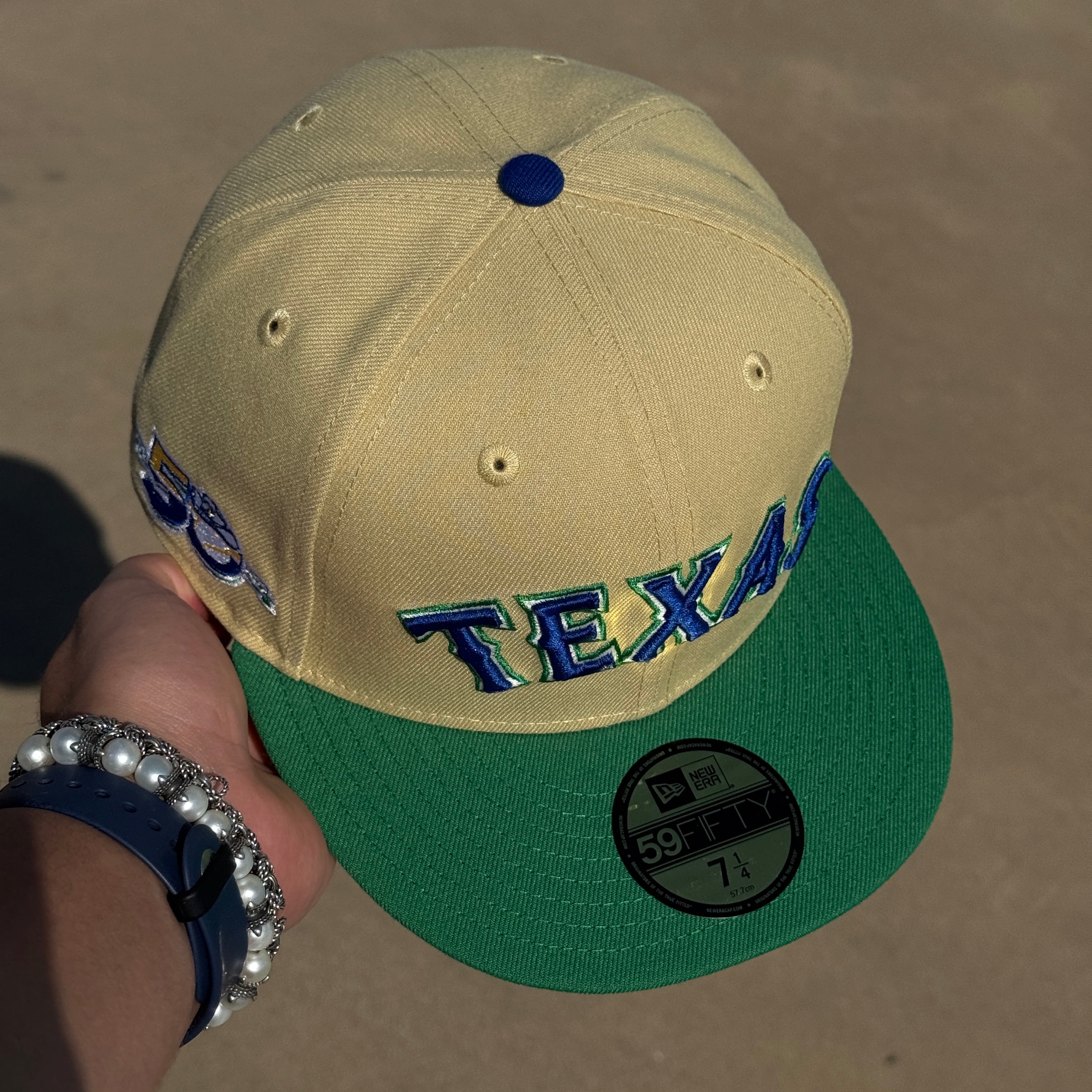 NWT! New selling Era Texas Rangers hat