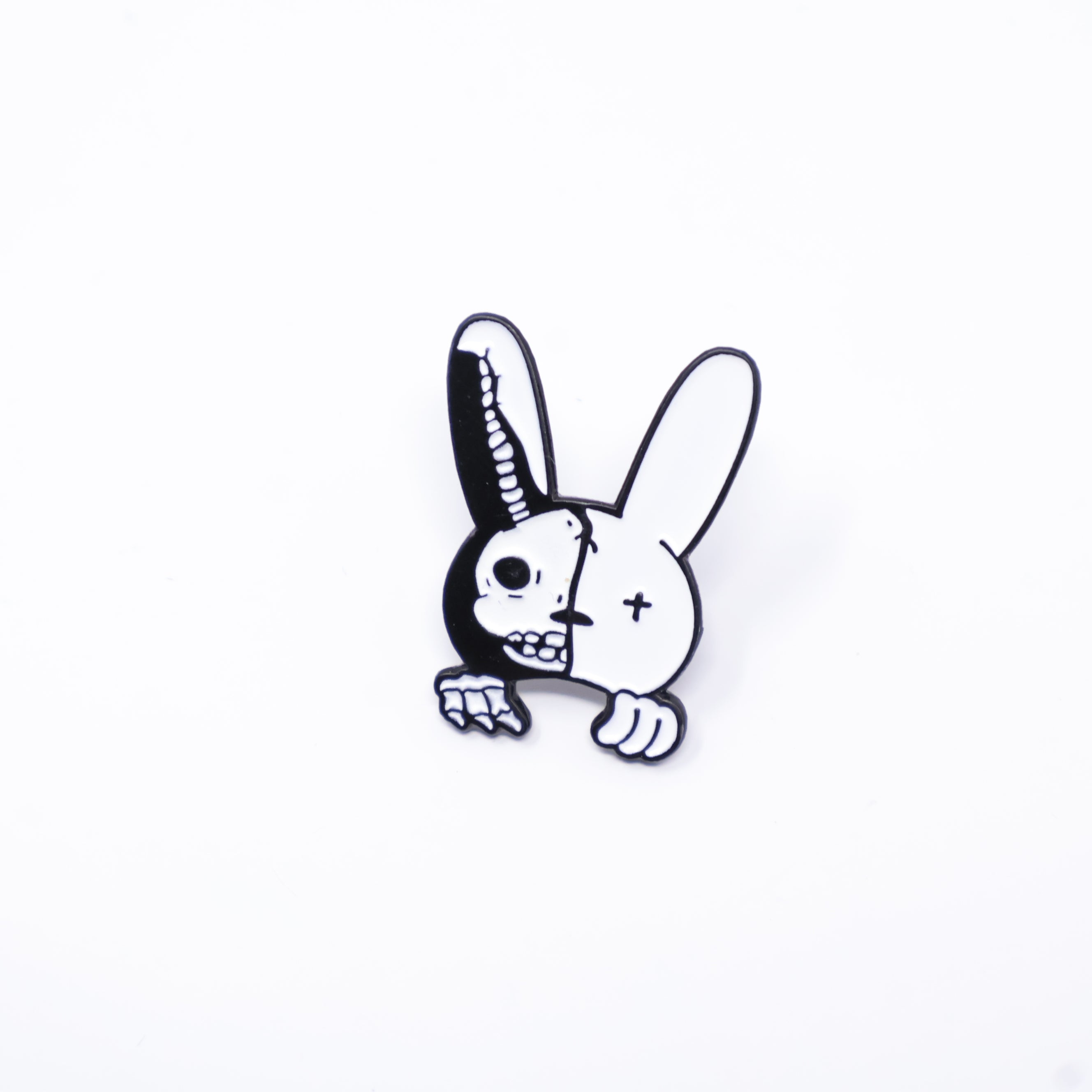 Skull Bunny Peeker Pin