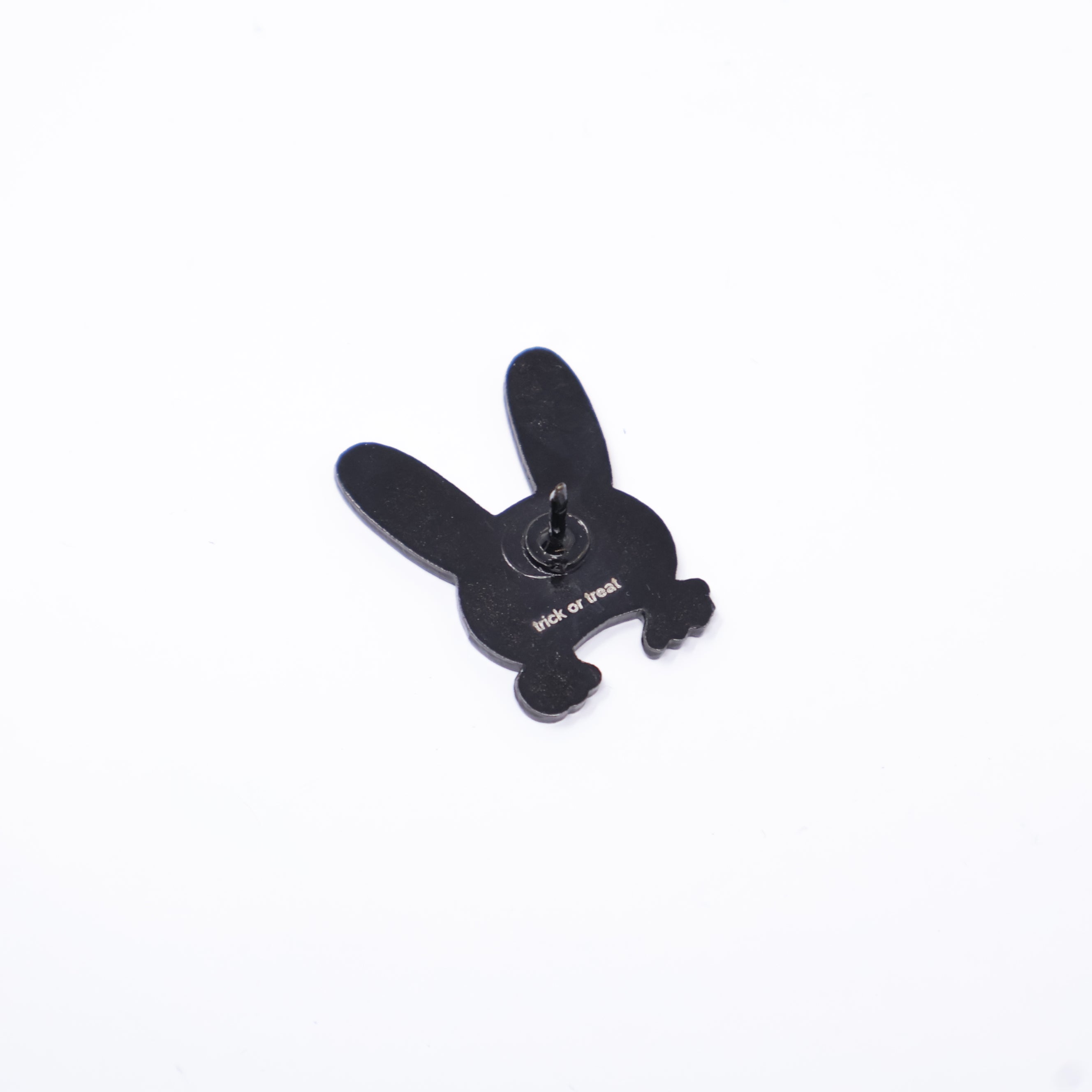 Skull Bunny Peeker Pin