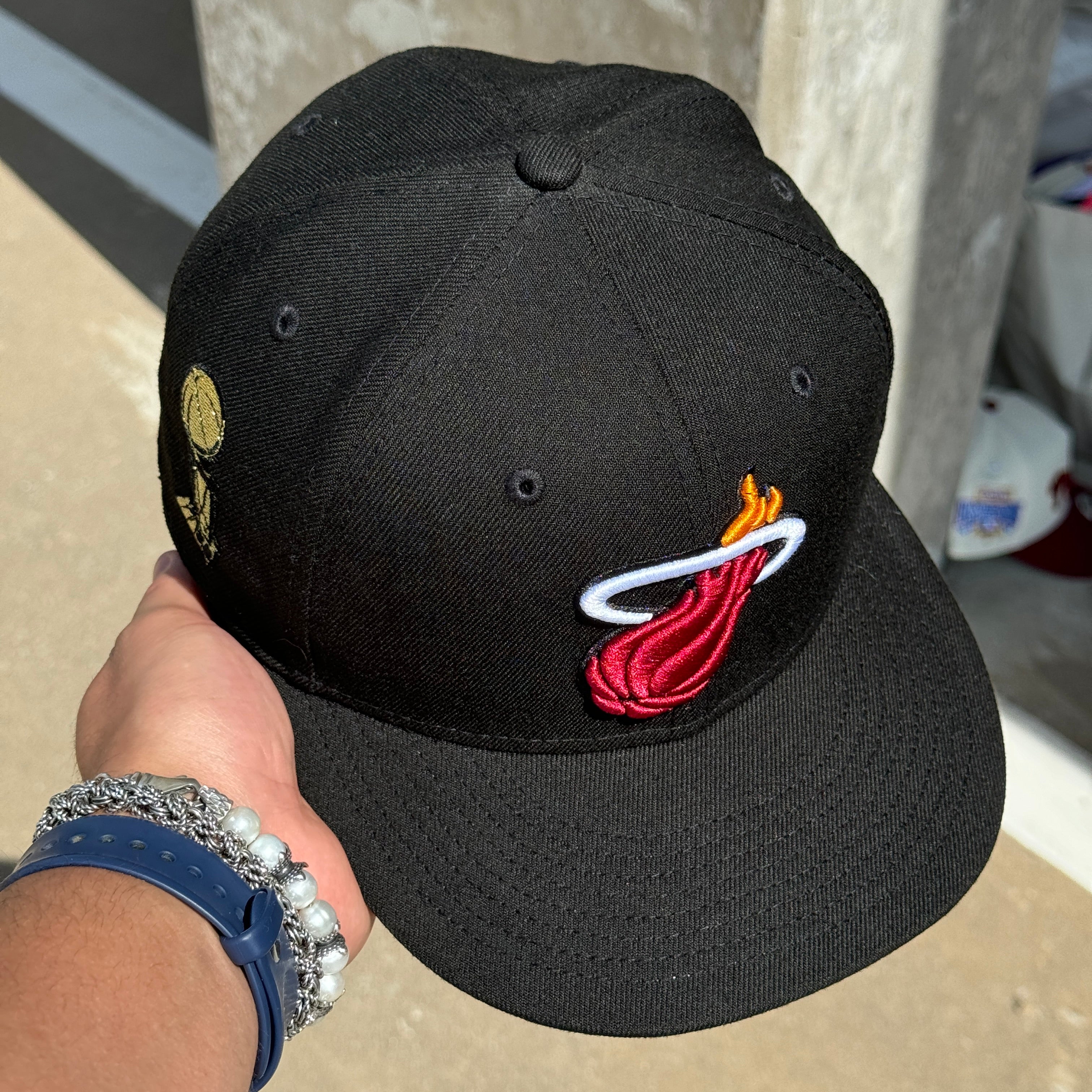 USED 1/8 Black Miami Heat Gold Trophy 59fifty New Era Fitted Hat Cap