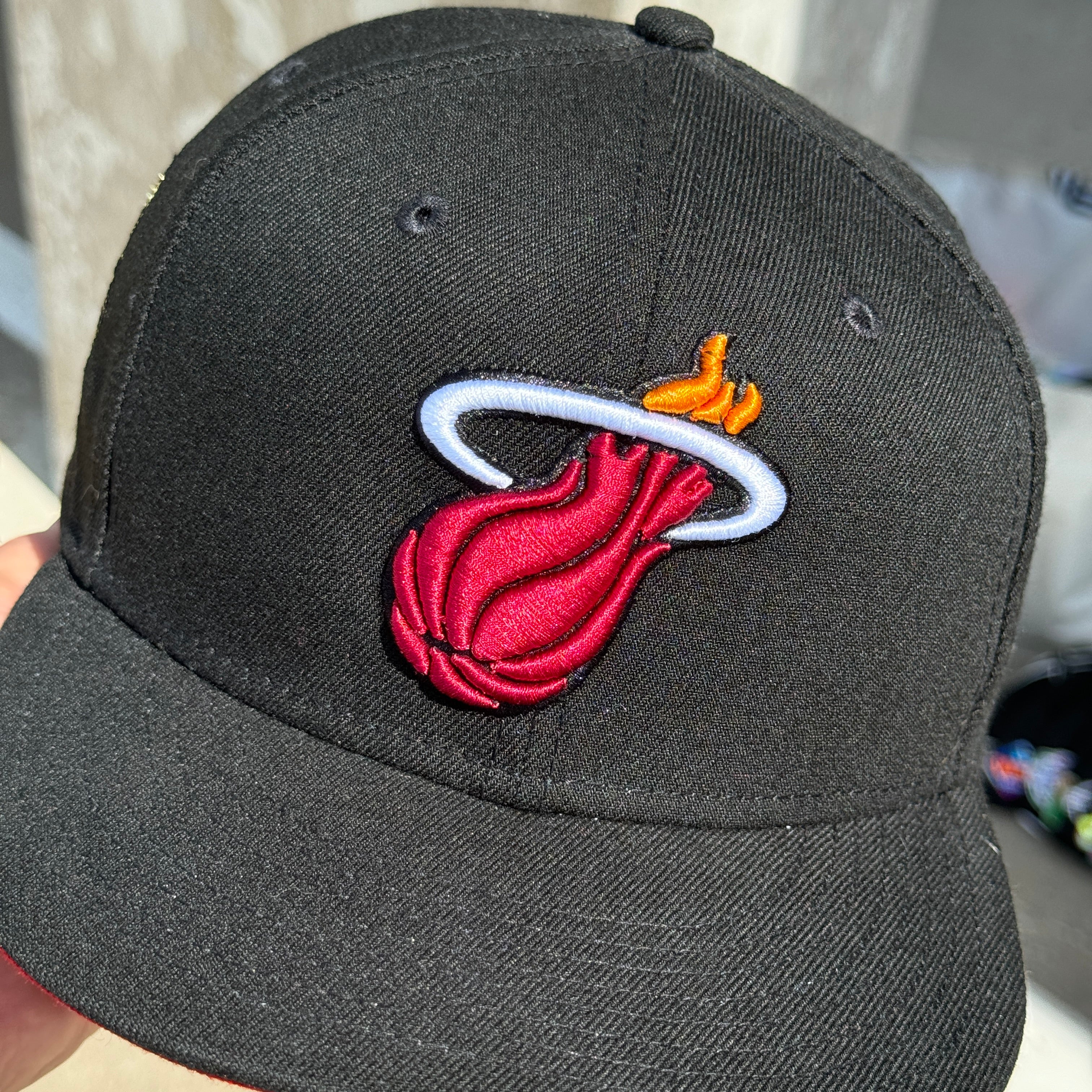 USED 1/8 Black Miami Heat Gold Trophy 59fifty New Era Fitted Hat Cap
