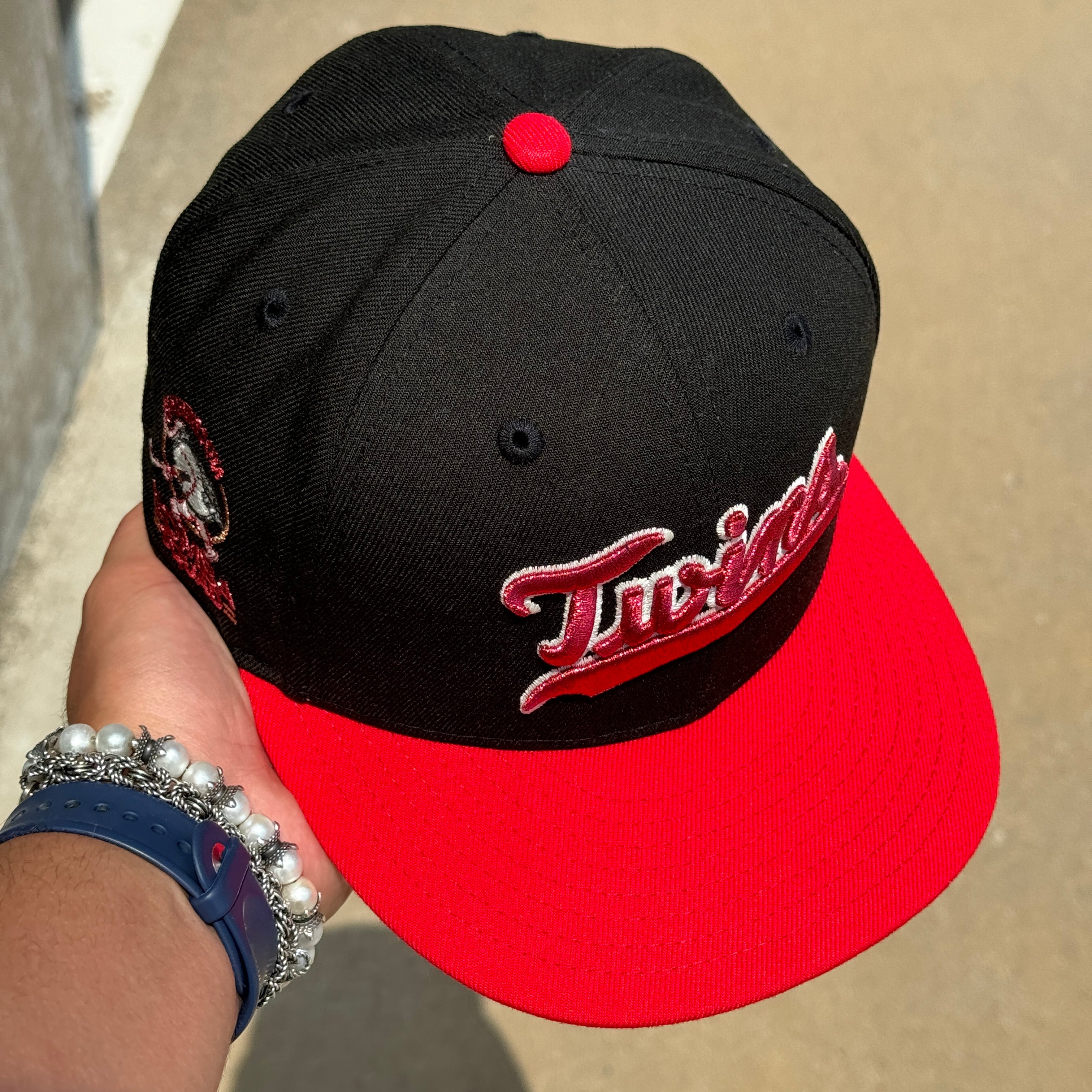 USED 1/8 Black Minnesota Twins Bomba Squad 59fifty New Era Fitted Hat Cap