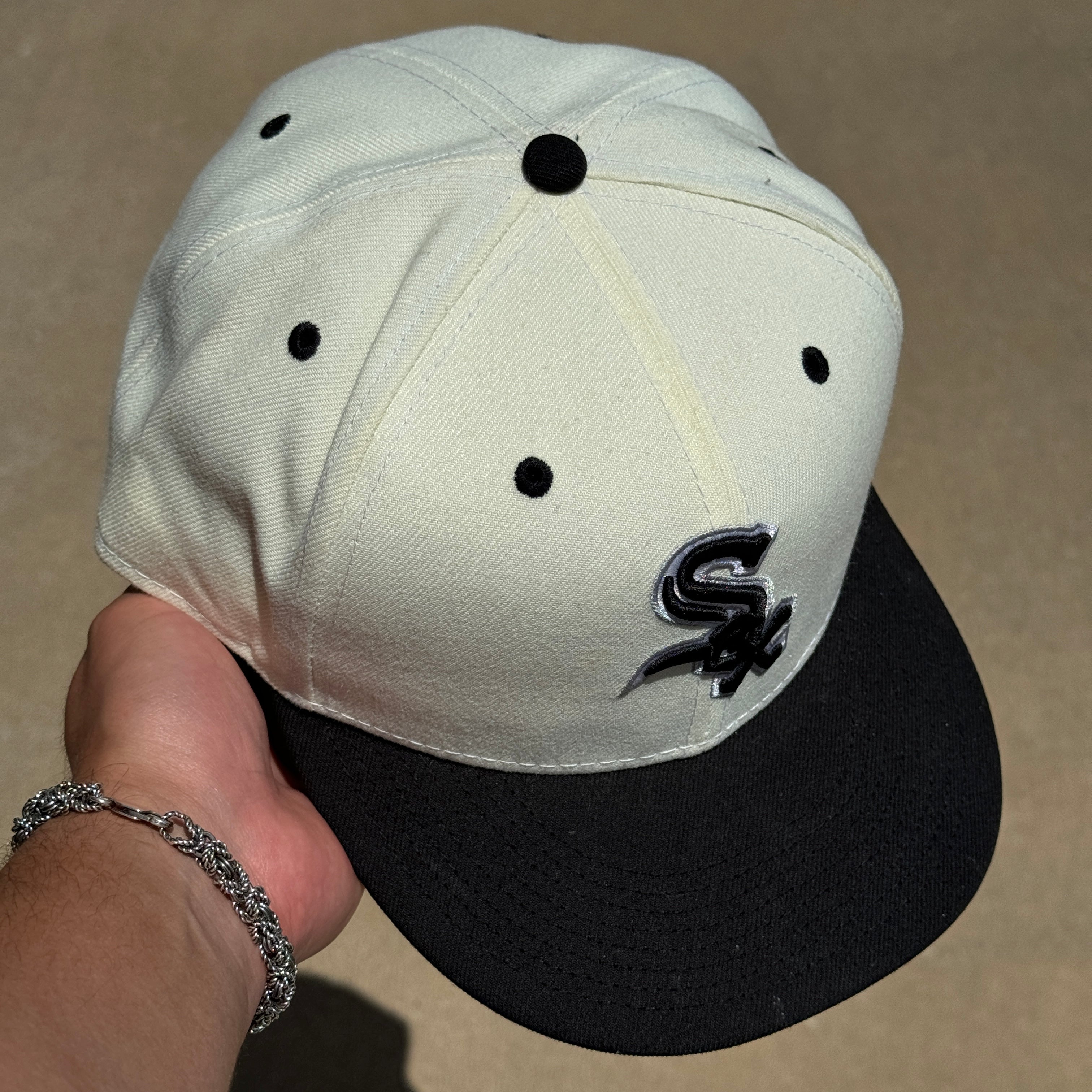 USED 8 Chrome Chicago White Sox Simple Clean Dope 59fifty New Era Fitted Hat Cap