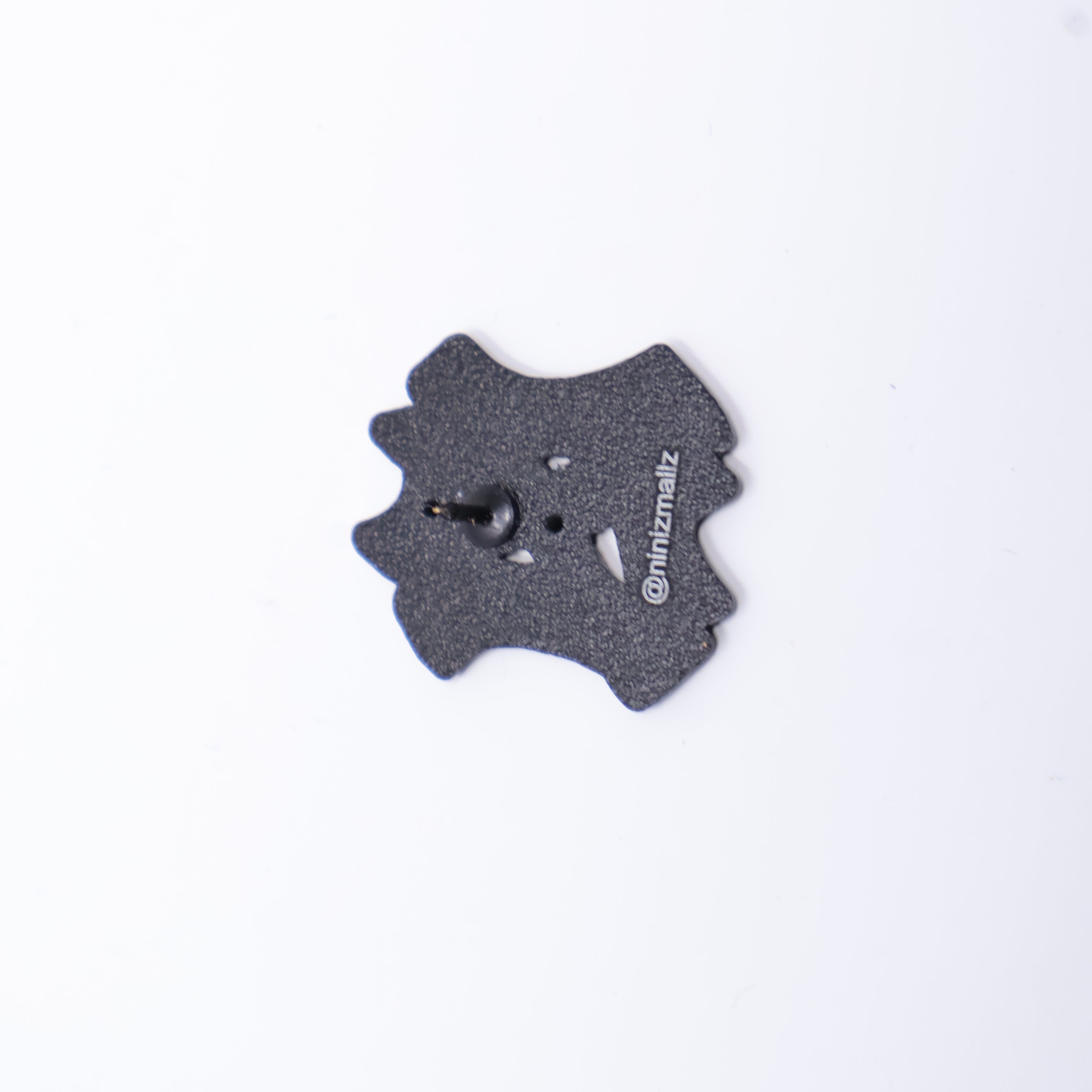 Black Gray Ninizmallz NZ Graphic Pin