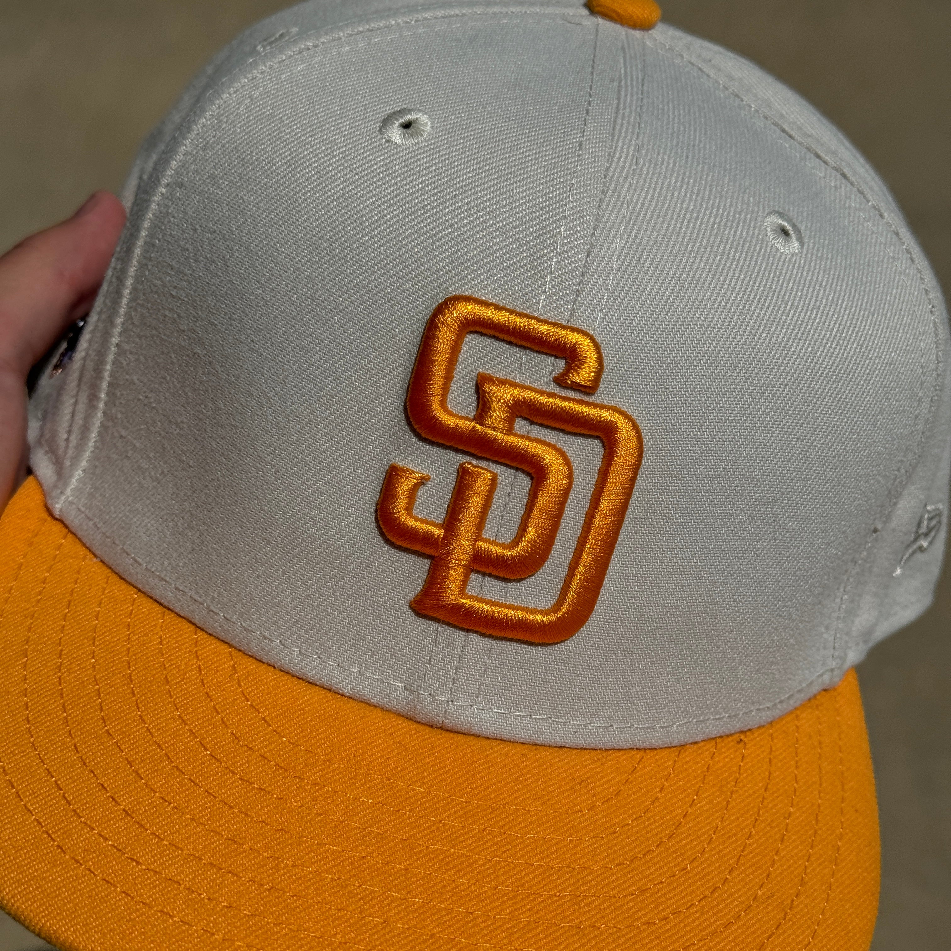 USED 8 Chrome San Diego Padres 40th Anniversary 59fifty New Era Fitted Hat Cap