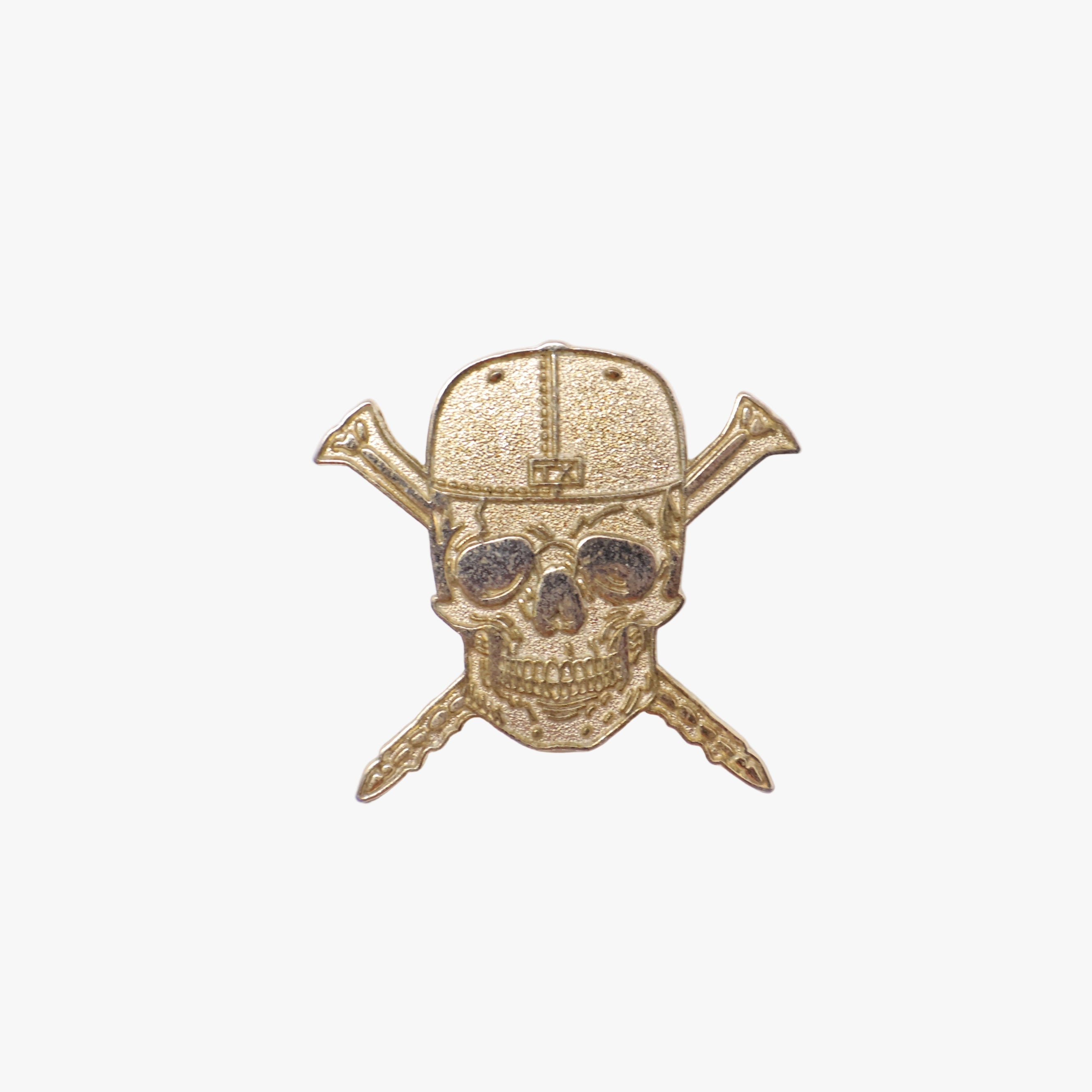 TXFitted Skull Screws Gold Skull Gold Plating Silver "Fusion" Graphic Pin